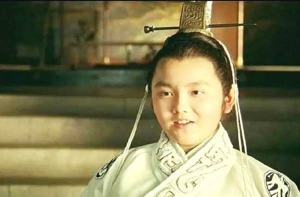 陳飛宇10歲時就在《趙氏孤兒》裡演出,當時還圓滾滾(翻攝微博)