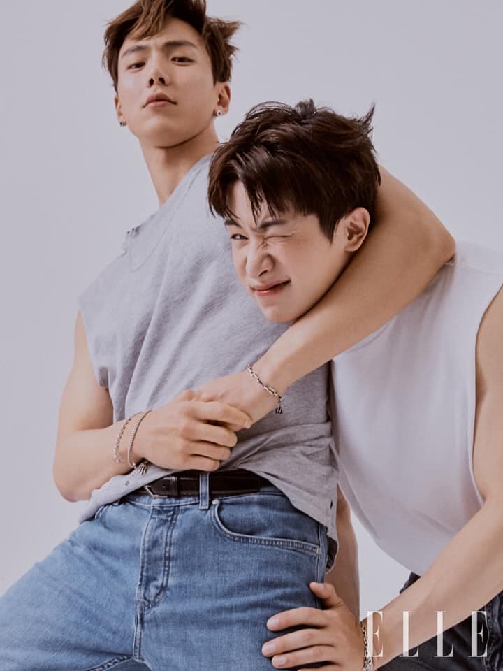 Shownu(左)與元虎接連被爆料,粉絲擔心影響正值打歌期的Monsta X。(翻攝Monsta X臉書)