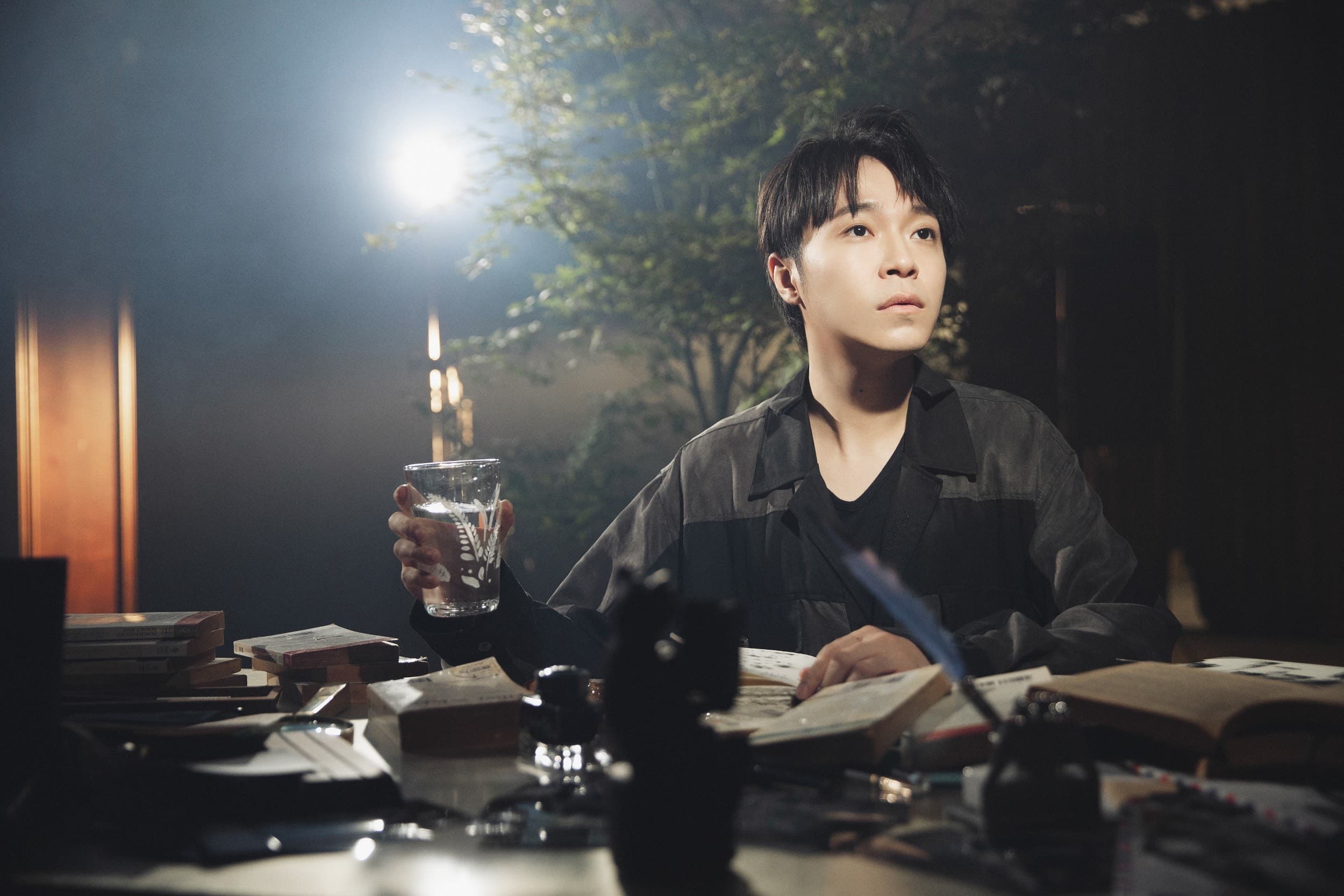 吳青峰將於11月23、24日連兩天在高雄巨蛋舉辦《太空備忘記》演唱會。(環球音樂)