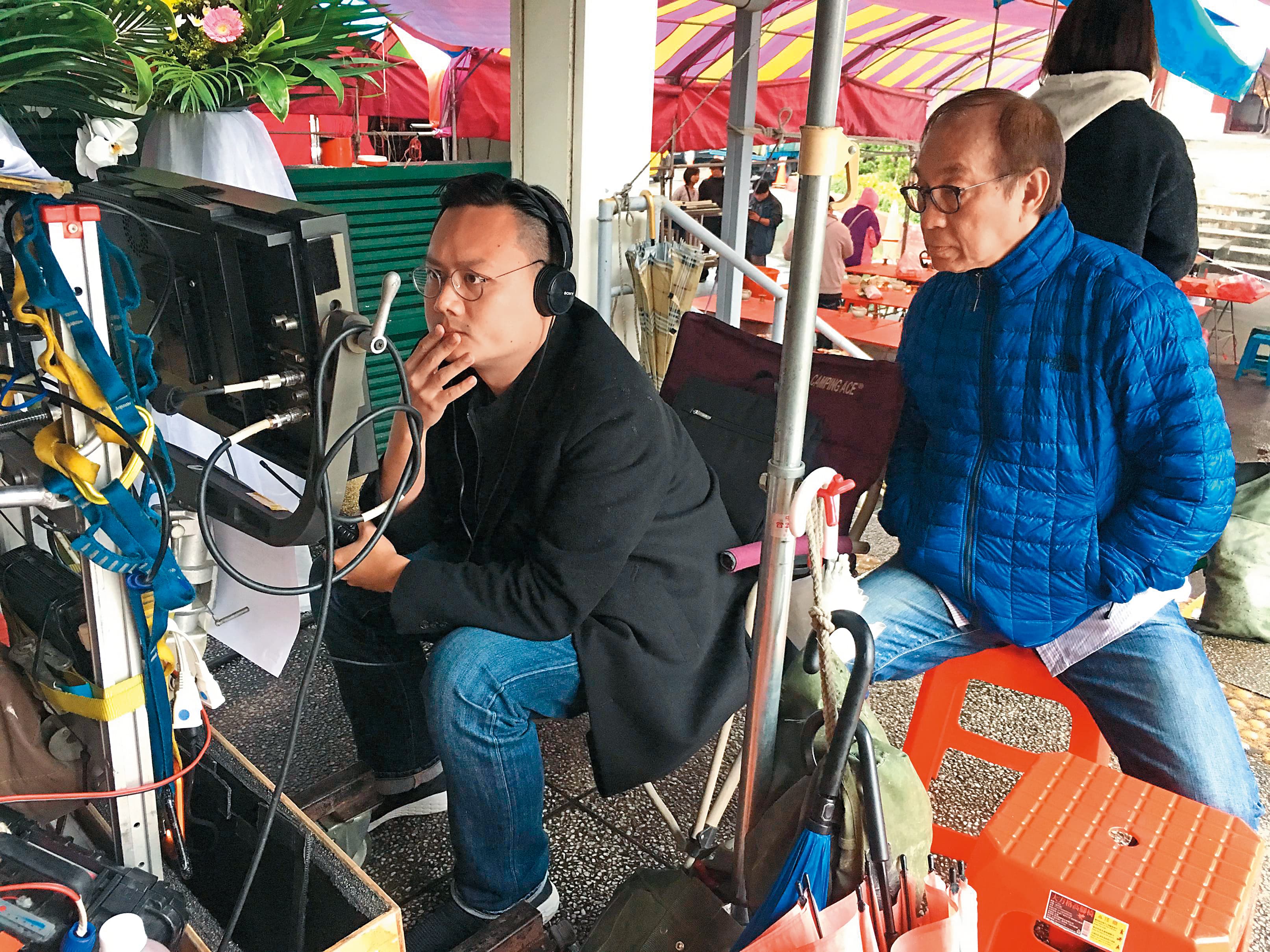 《孤味》不僅有徐若瑄主演兼監製,另一位監製則邀請剪接大師廖慶松(右)擔任。左為導演許成傑。(威視提供)