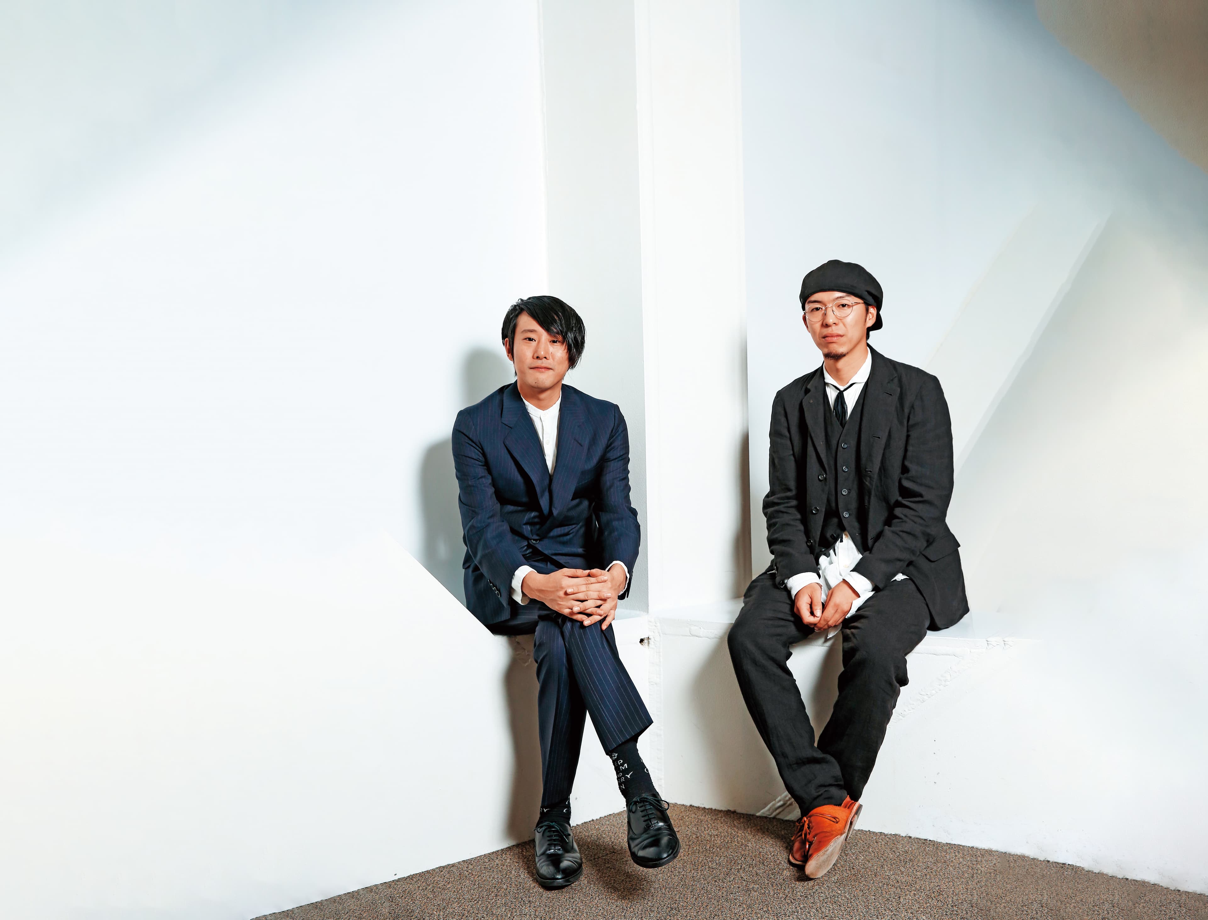 電影《新聞記者》由新銳導演藤井道人(左)執導、今村圭佑(右)擔任攝影。