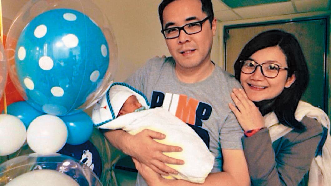 過去梁靜茹曾經在網上呈現天倫之樂陶陶的模樣,但後來婚姻走鐘,對她打擊頗大。(翻攝自趙元同臉書)
