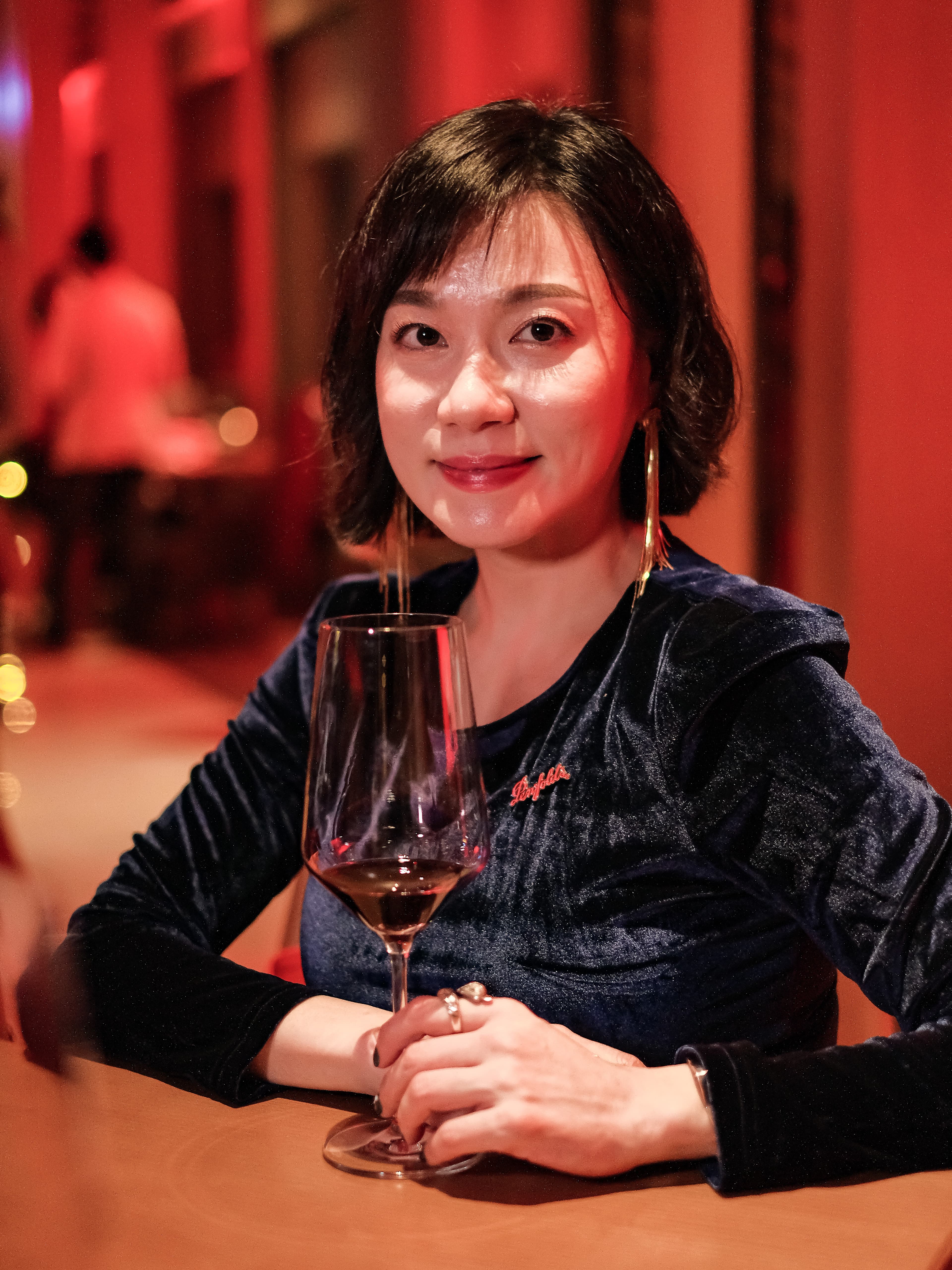 富邑葡萄酒集團北亞區品牌大使蔡兒杉樂見台灣奔富酒迷,喜歡嘗試不同風格的酒款,發展出個人喜好。