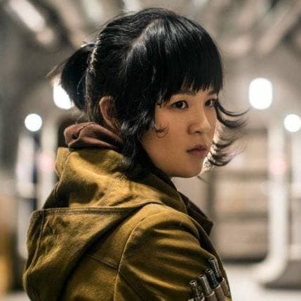 瑪麗.陳因出演《星際大戰》電影飽受網路霸凌,忍受超過半年排山倒海的負評後,她最後將擁有217.5K追隨者的Instagram帳號全部清空。(翻攝自《Stand Up For Kelly Marie Tran》臉書)