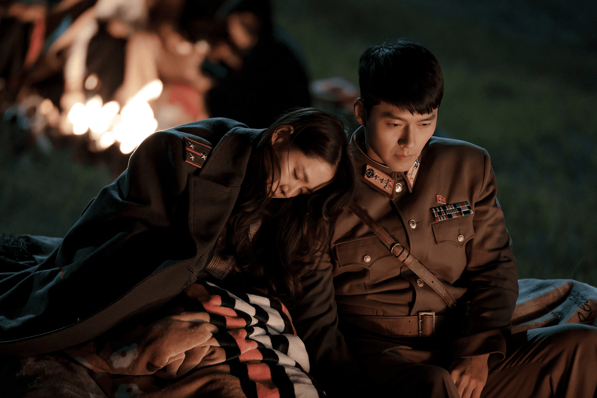 《愛的迫降》12/14起每週六日晚間九點與韓國同天更新。(Netflix提供)