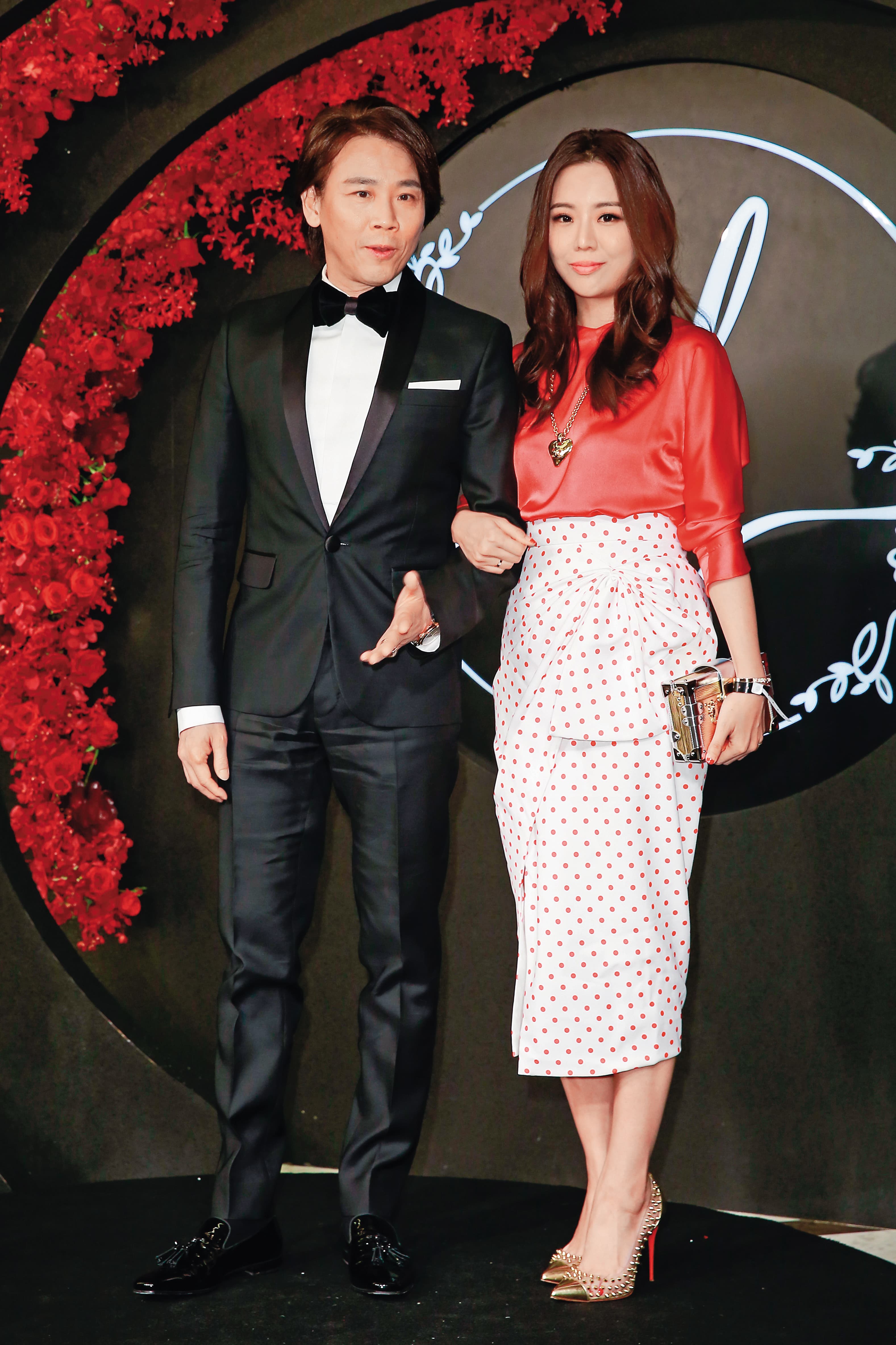 陶喆二〇一四年和五金行千金江姵蓉結婚,經常帶著她公開出席各大場合。