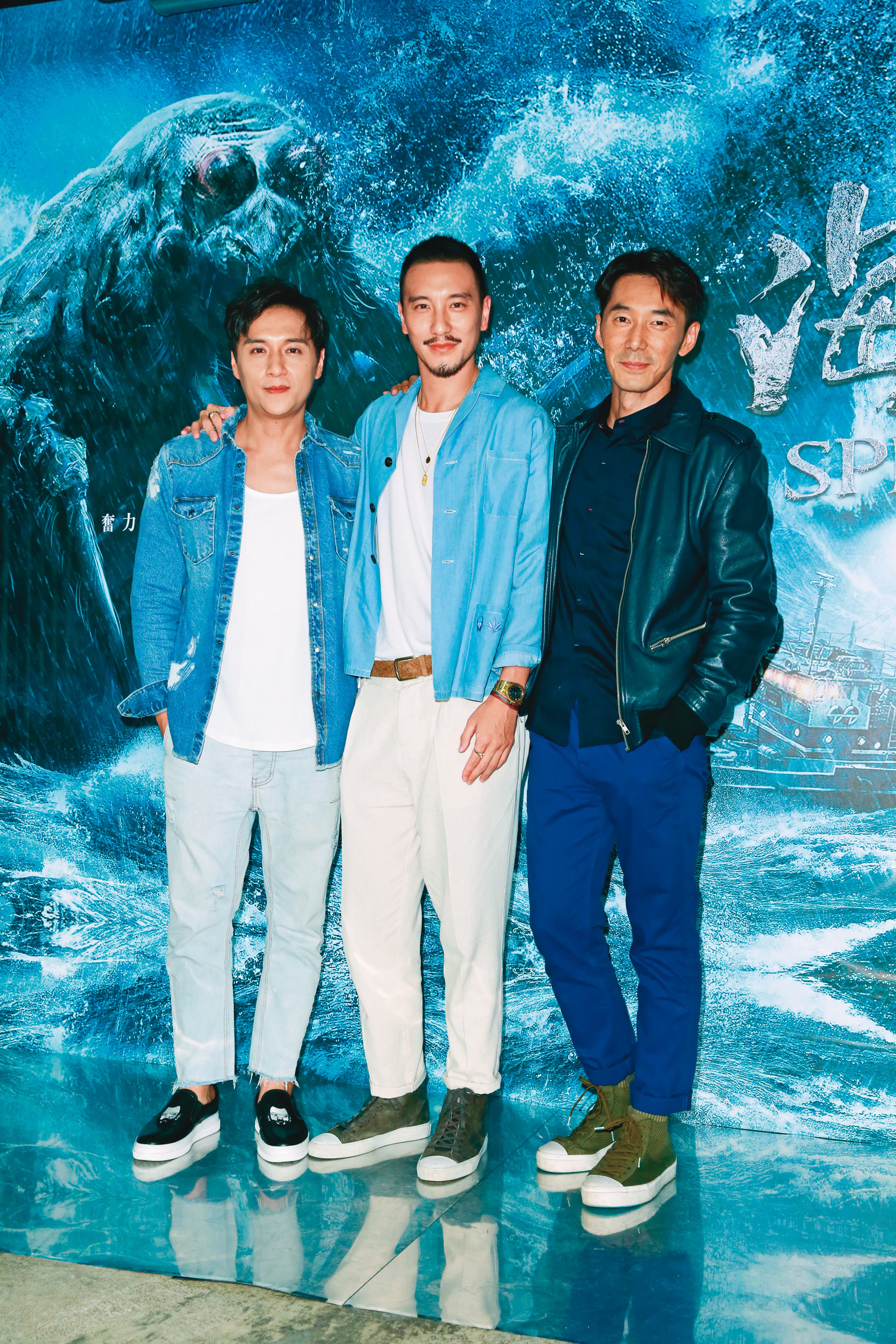 《海霧驚濤駭浪》由鄭人碩(左起)、王陽明、李李仁合作演出,在殺青派對上,李李仁提到片中有許多互毆場面令他難忘。