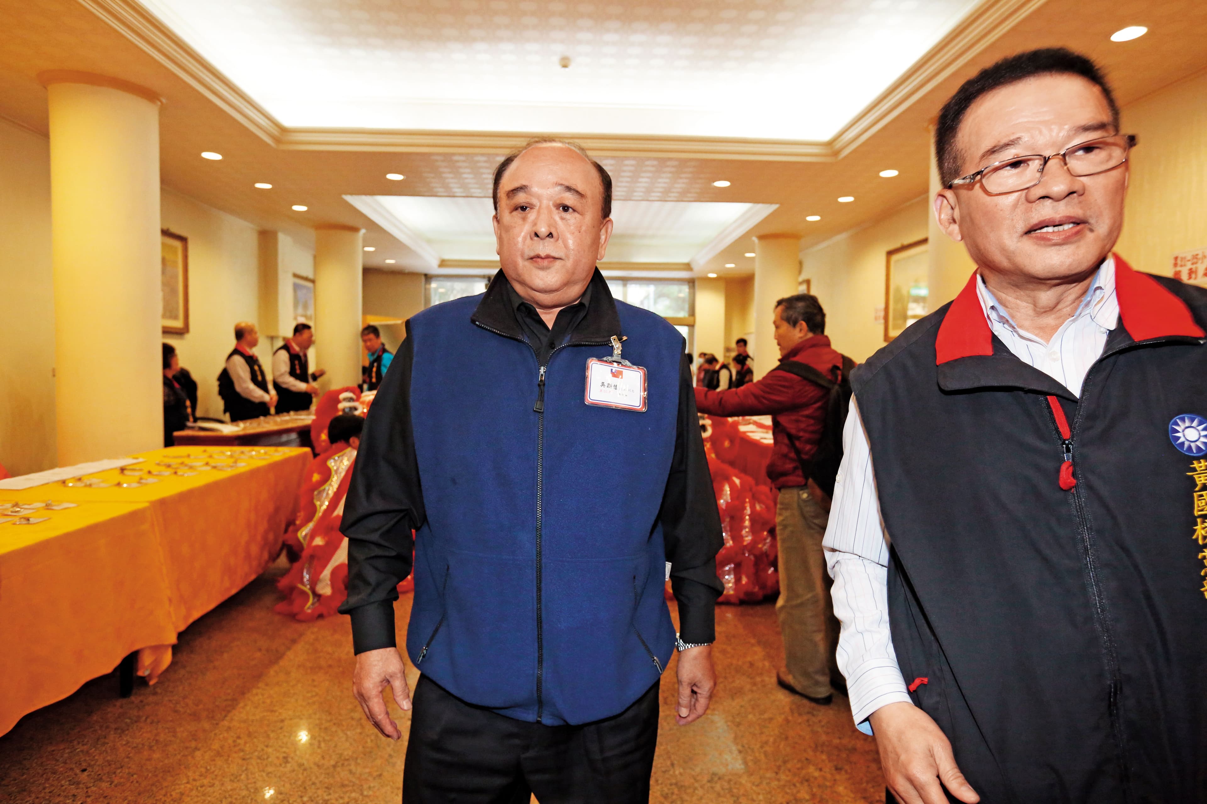 吳斯懷因親中立場成為綠營攻擊箭靶,也波及到自家立委選情。