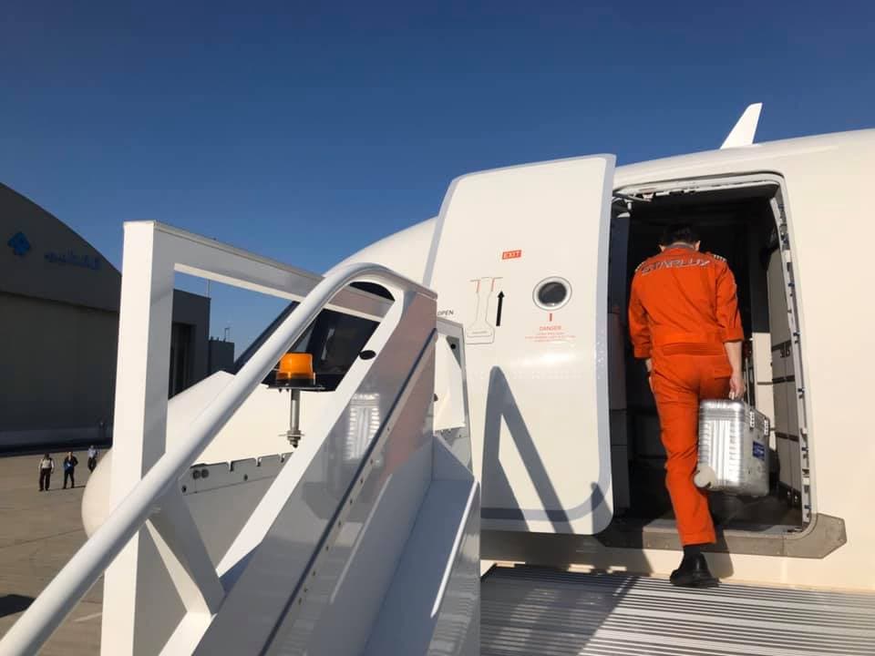 星宇航空二號機，由董事長張國煒親自駛回。（翻攝自星宇航空臉書）