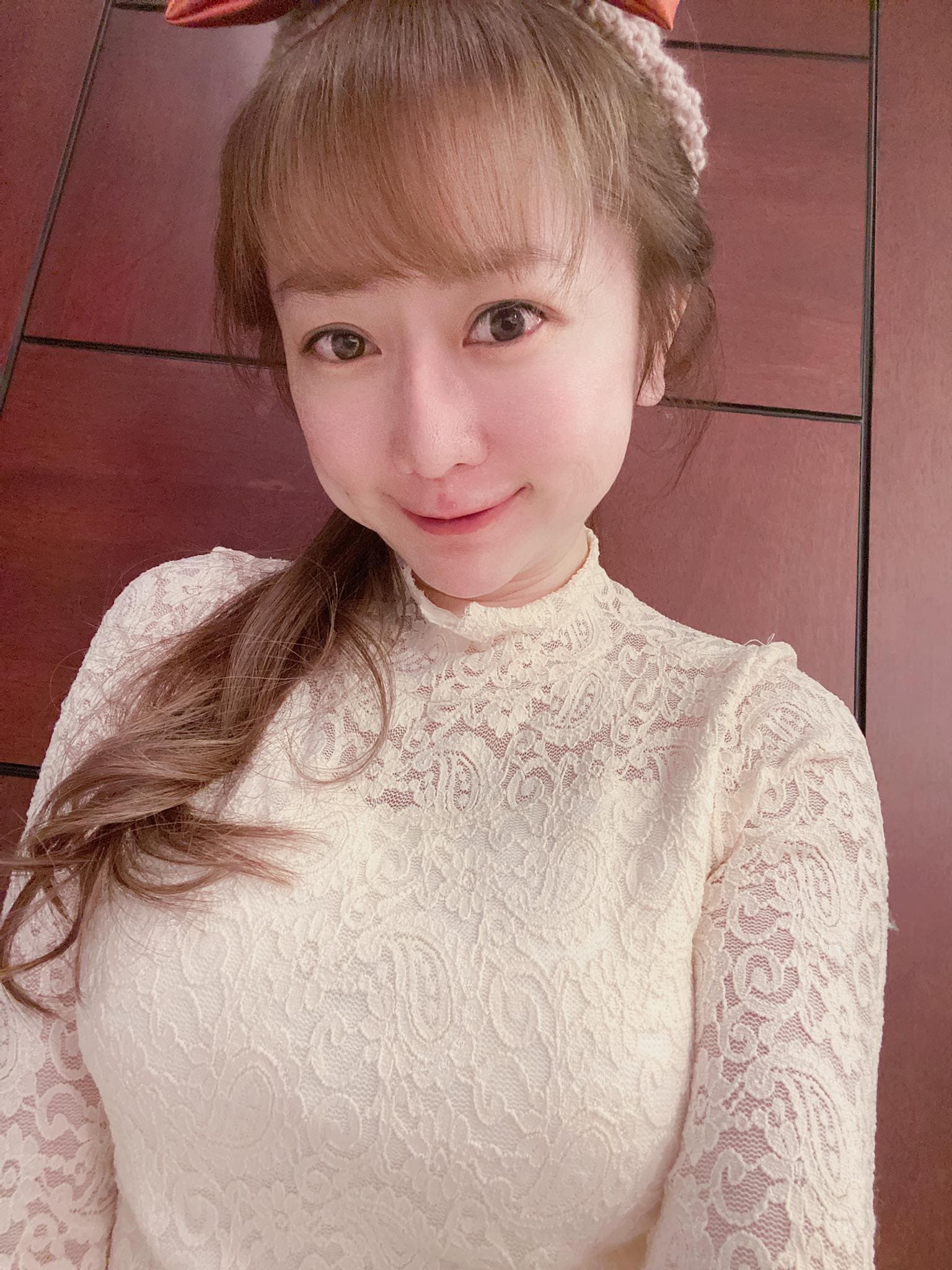 網紅T妹生了兒子竟公然要網友匯款當紅包。（翻攝T妹臉書）