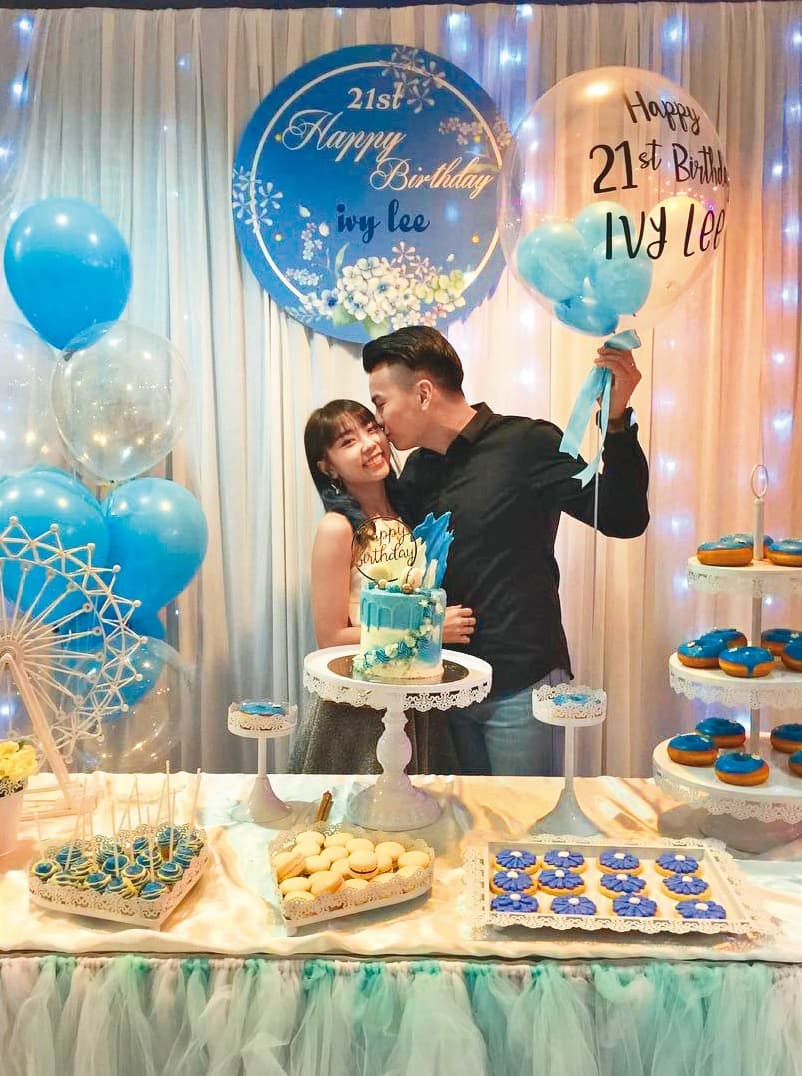 李艾薇與交往3年的男友盧先生，常大方放閃曬愛。（翻攝自李艾薇IG）