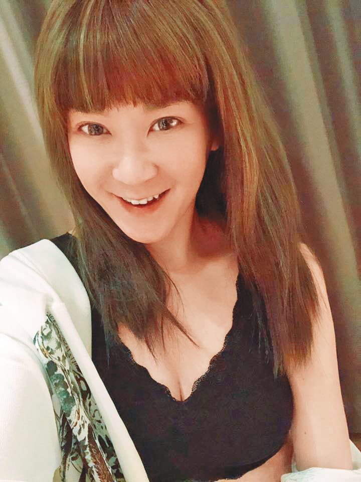 陸元琪離婚後為了養小孩加上背房貸,經營代購還積極參與綜藝節目賺錢。(翻攝陸元琪臉書)