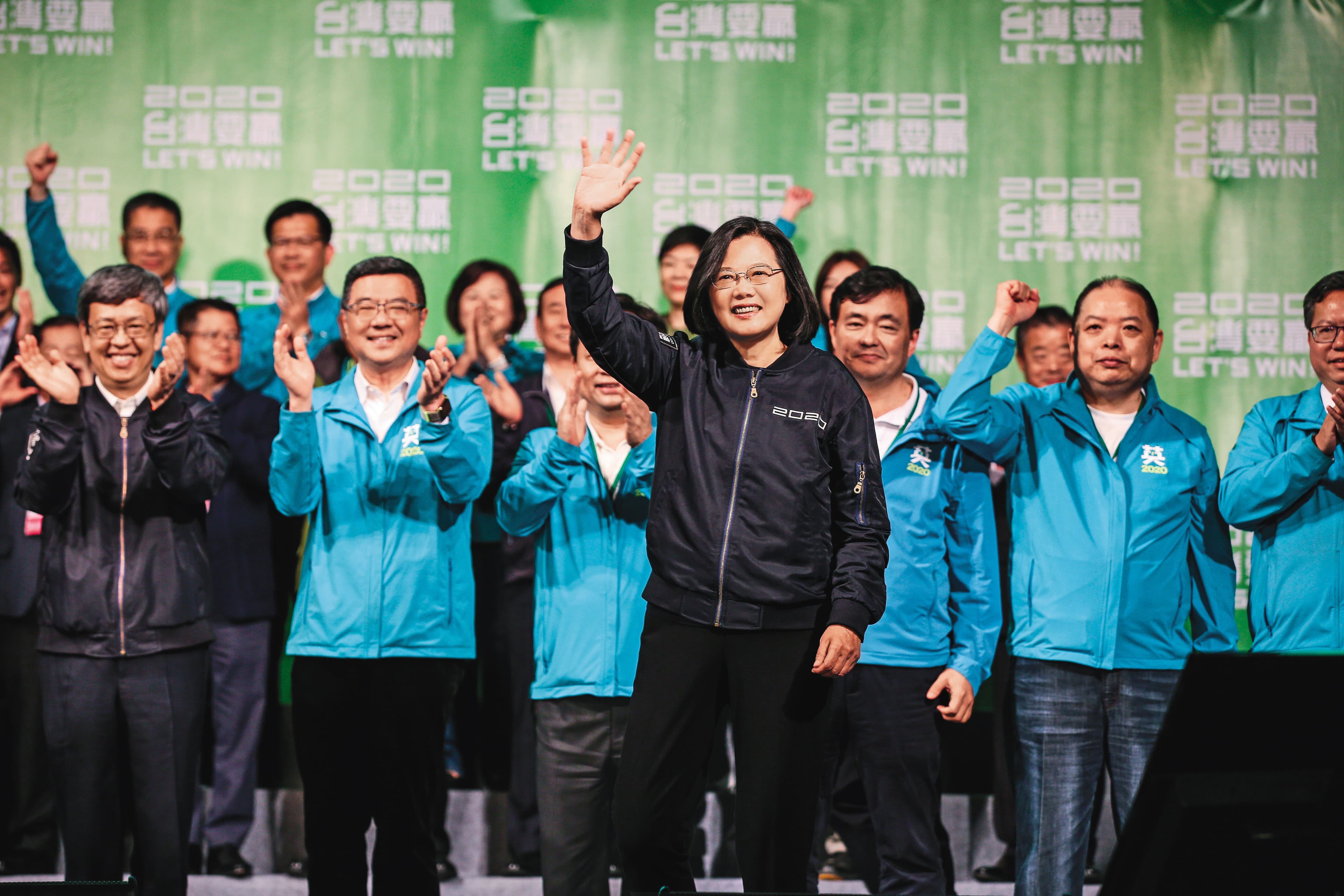 蔡英文創下中華民國直選總統以來最高票817萬231票,得票率57.1%順利連任。