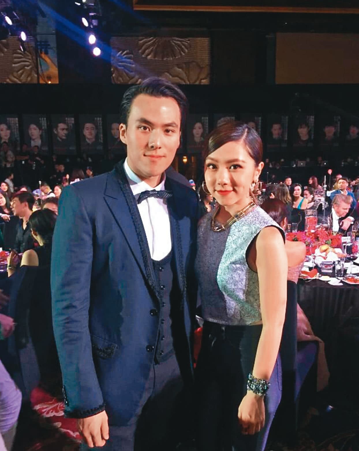 賭王何鴻燊三房之子何猷啟(左)婚前感情精彩,曾傳出他與鄧紫棋(右)交往。(翻攝自何猶啟微博)