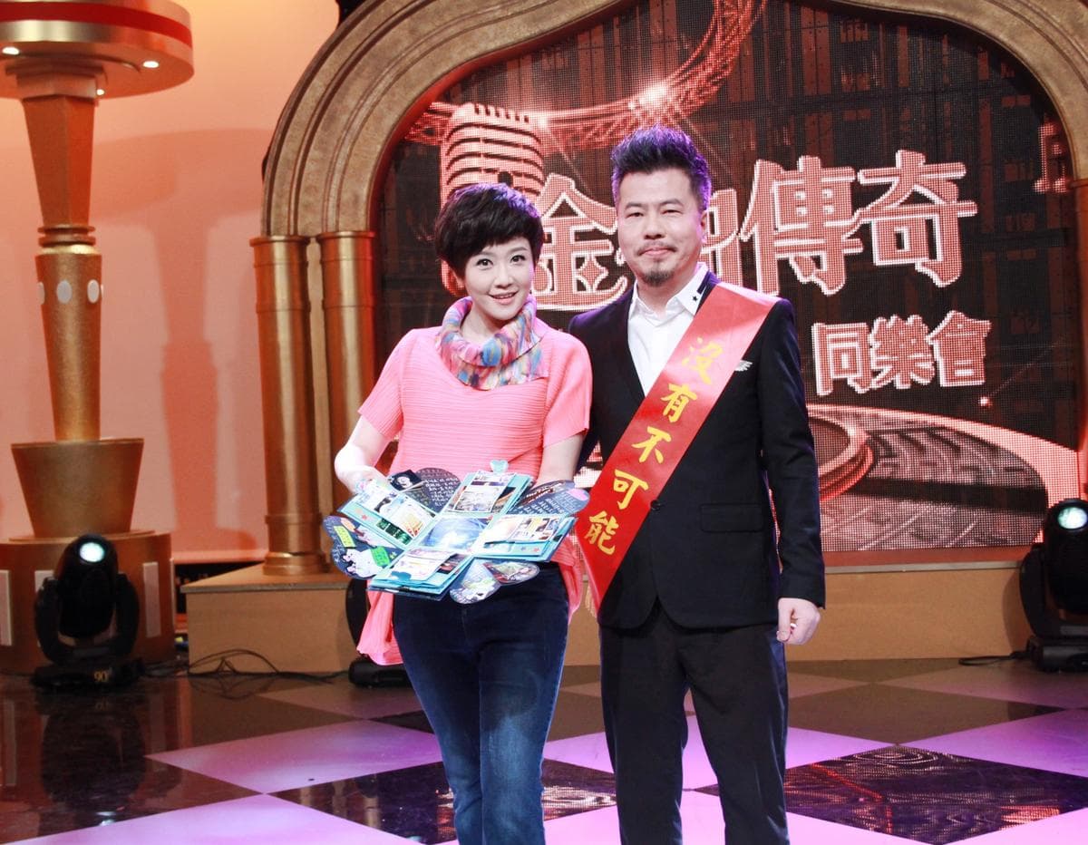黃國倫選在北京鳥巢開演唱會,更因不想演唱會內容受制贊助商拒絕贊助,全部費用自己買單,結果慘賠至少5千萬元。(年代提供)