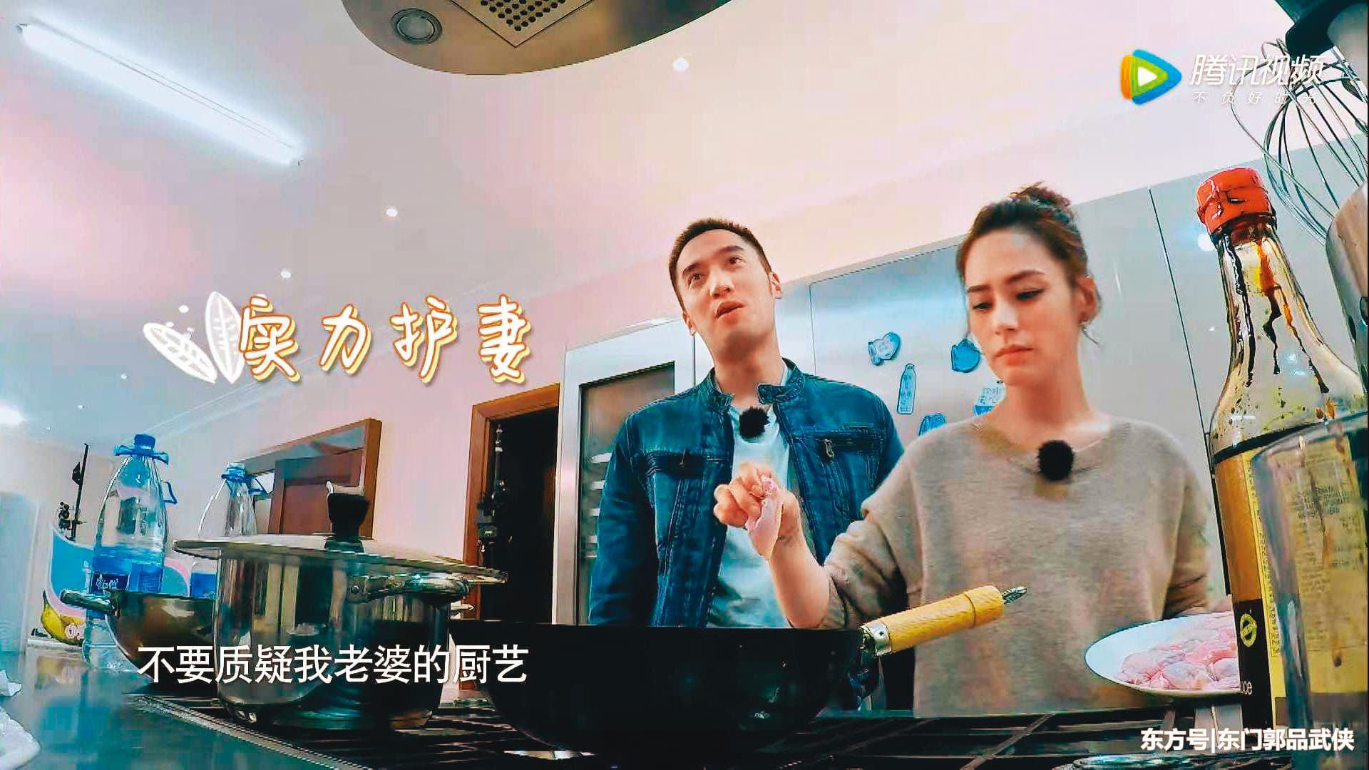阿嬌夫妻倆聯袂上遍中國大陸綜藝節目,讓賴弘國第成了兩岸三地知名的整形醫師。(翻攝自騰訊)