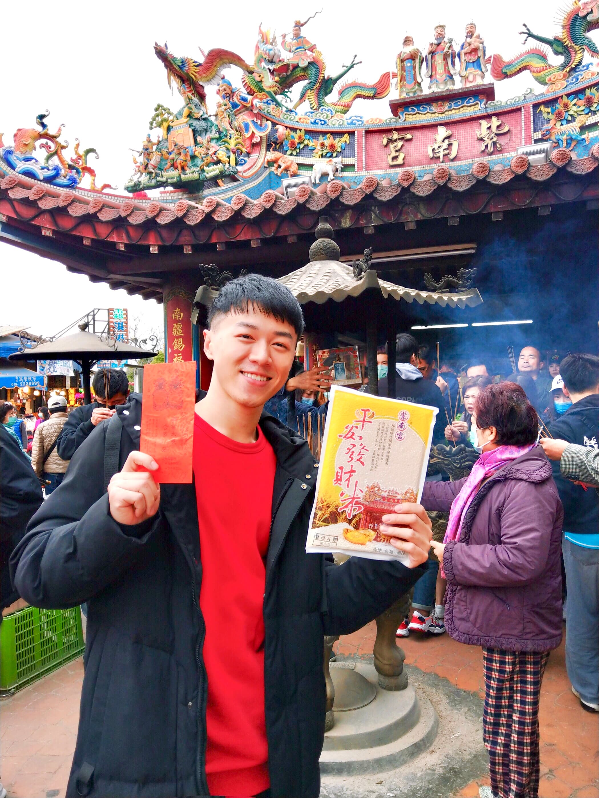 游書庭盼金雞庇佑讓他的演藝事業創高峰。(艾迪昇提供)