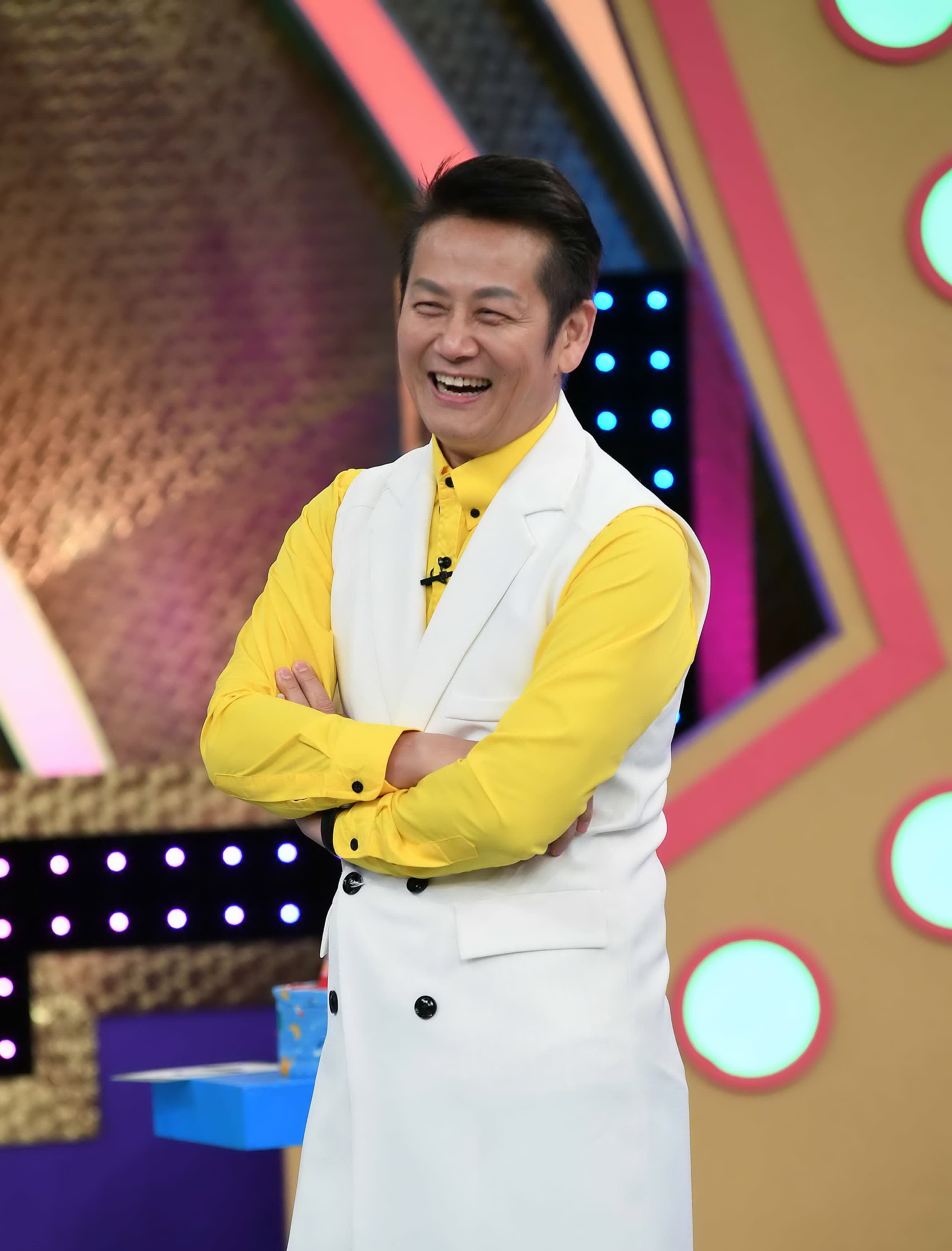 對於范瑋琪的失言風波,徐乃麟表示「很多話事不能說的」。(華視提供)