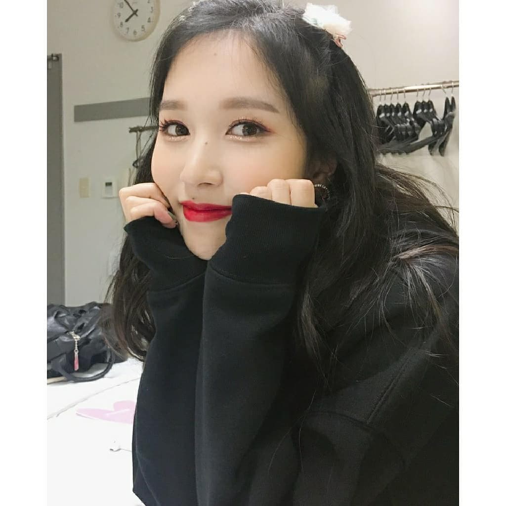 TWICE日籍成員MINA去年因恐慌焦慮症暫停活動。(翻攝自TWICE IG)