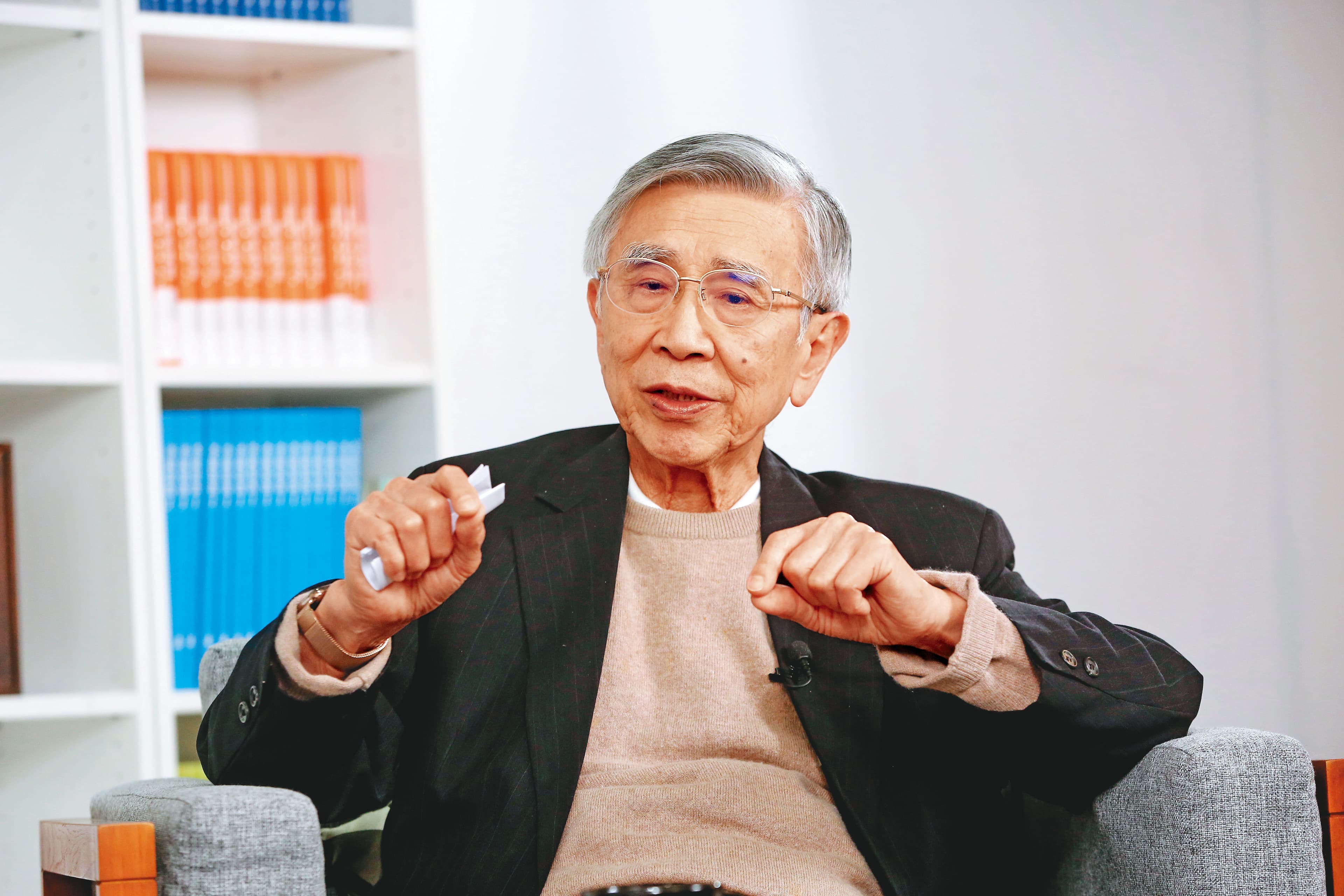李明亮認為,政府應建立常態的「公衛尖兵」,定期訓練,一旦再有疫情爆發就可隨時上陣支援。