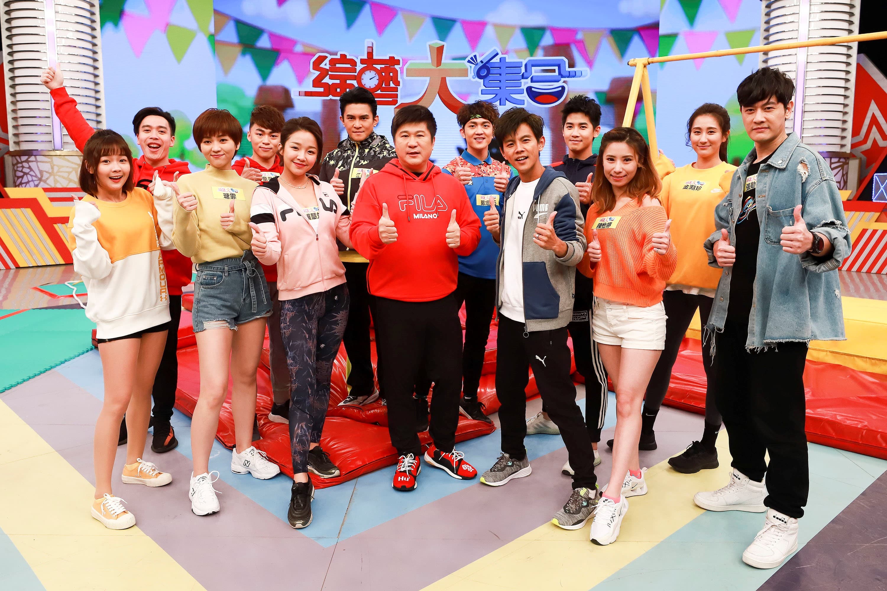 受「2019新型冠狀病毒」疫情影響《綜藝大集合》首次棚內錄影。（民視提供）