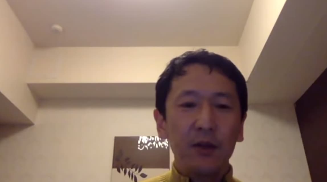 岩田教授分享他在鑽石公主號上目擊的現況。(翻攝自岩田健太郎YouTube)