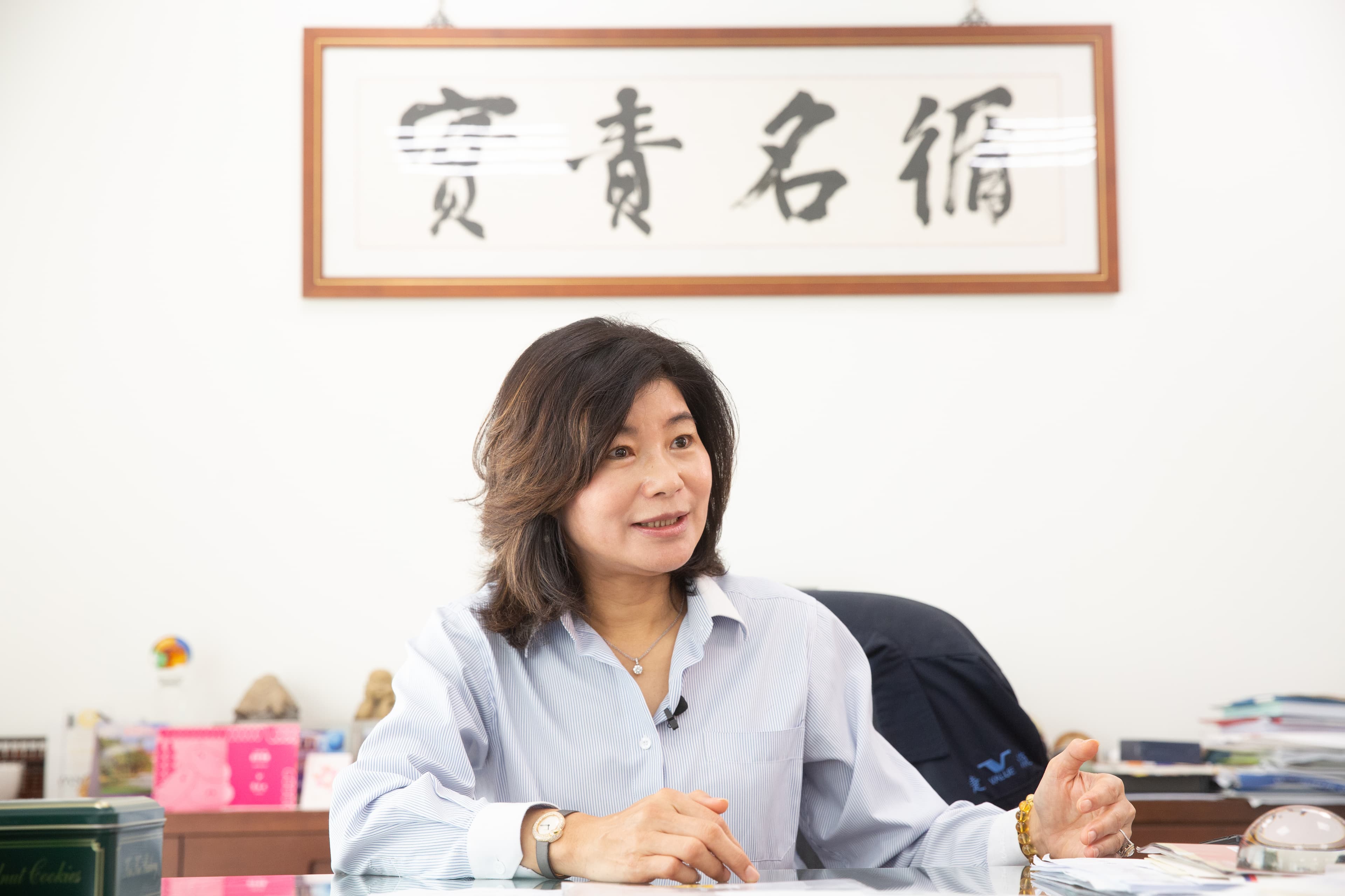 業務起家的錢佩玲,是捷流閥業的銷售扛霸子,台灣製造業前500大企業都是其客戶,誠懇與誠實是她一貫堅持職業態度。