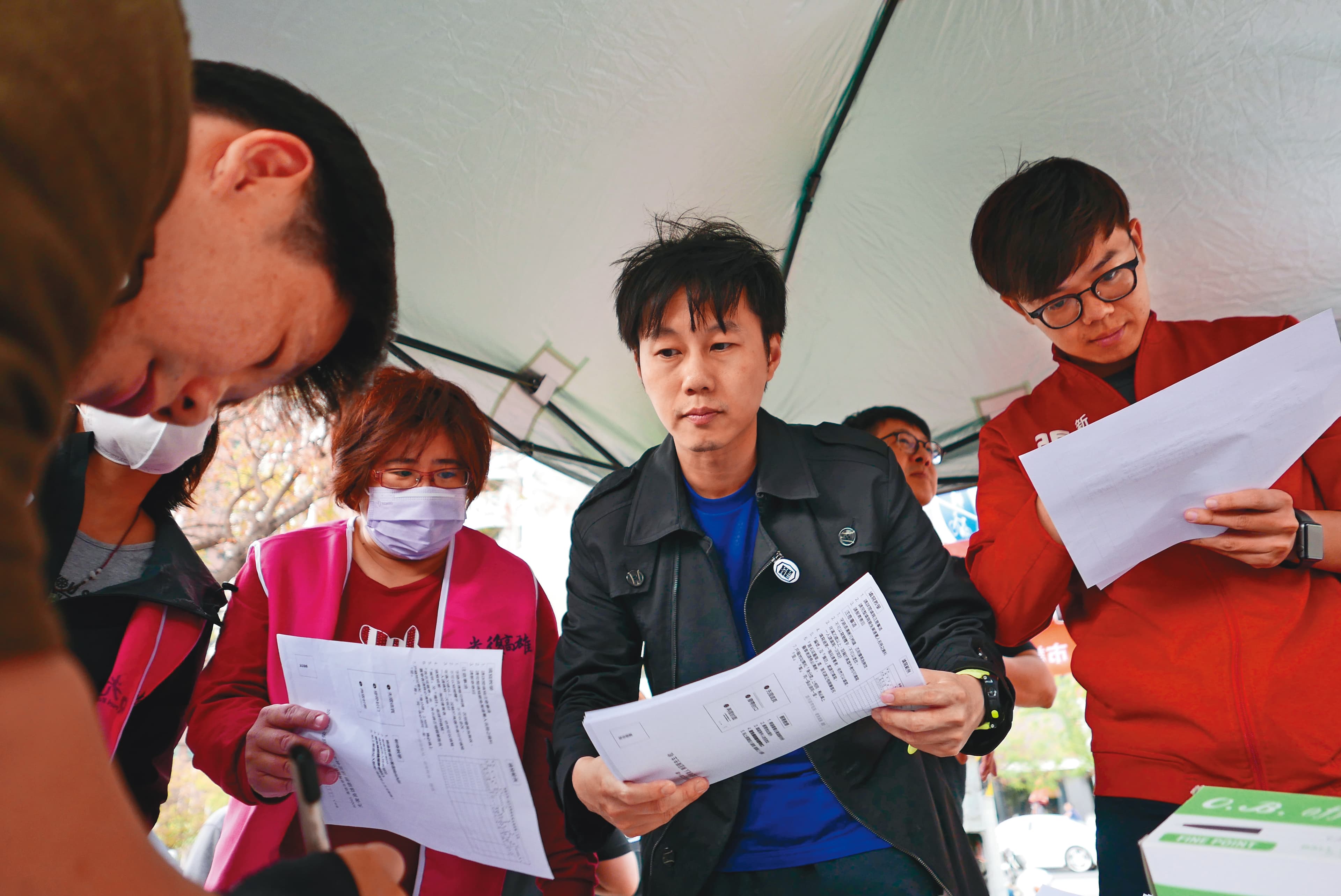 罷免連署已達第2階段門檻,未來國民黨新任黨主席,首要面對的難題就是替韓國瑜拆彈。