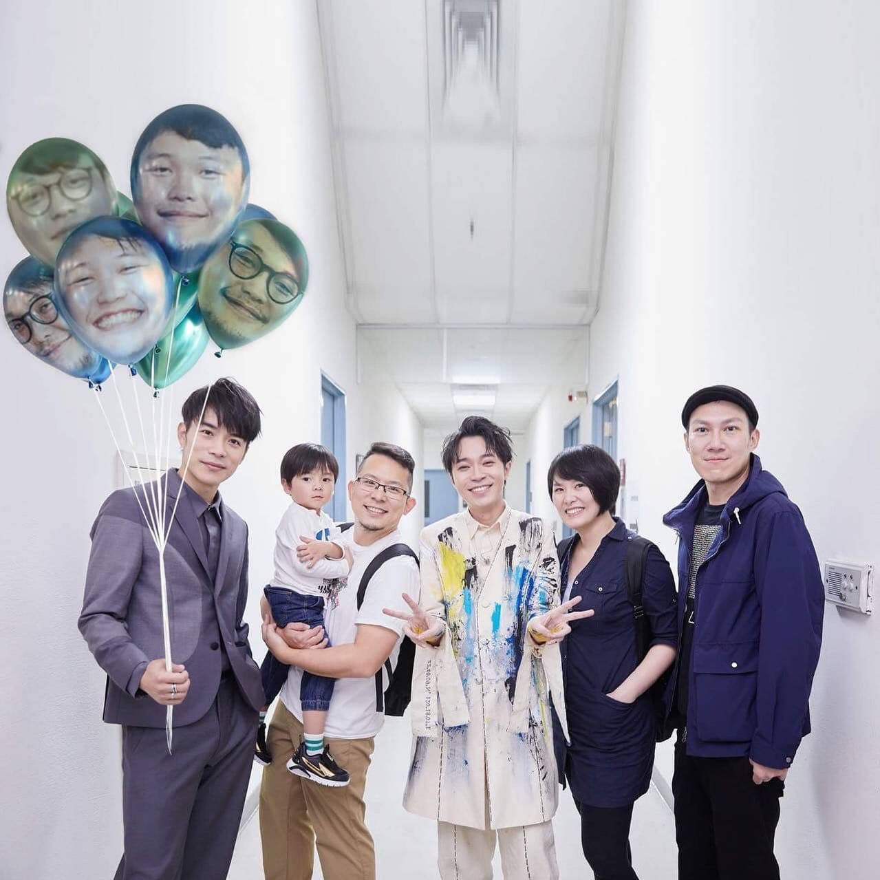 蘇打綠展現絕佳向心力,成員紛紛力挺青峰。(翻攝自馨儀臉書)