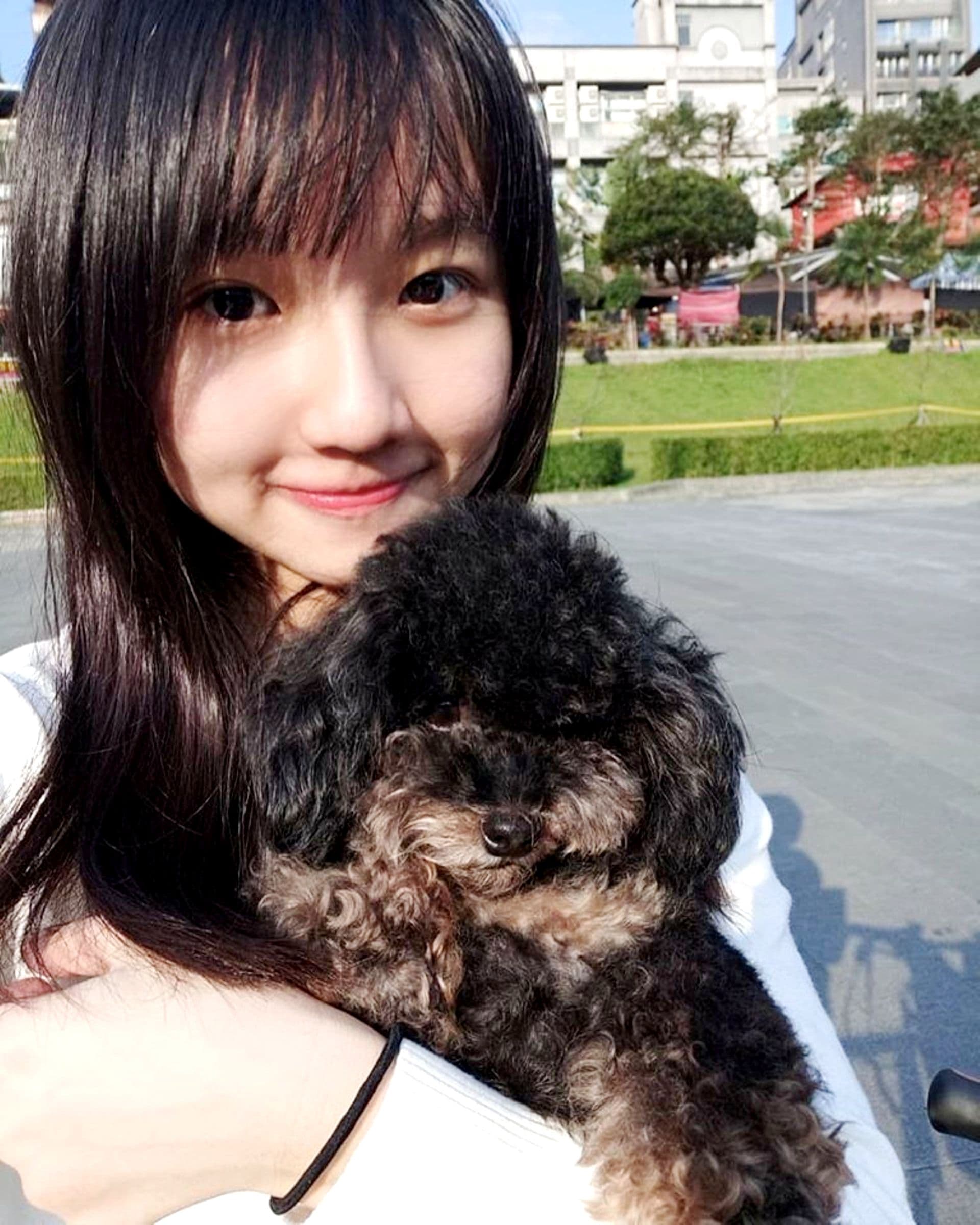 15歲的樂樂女大十八變。(三立提供)