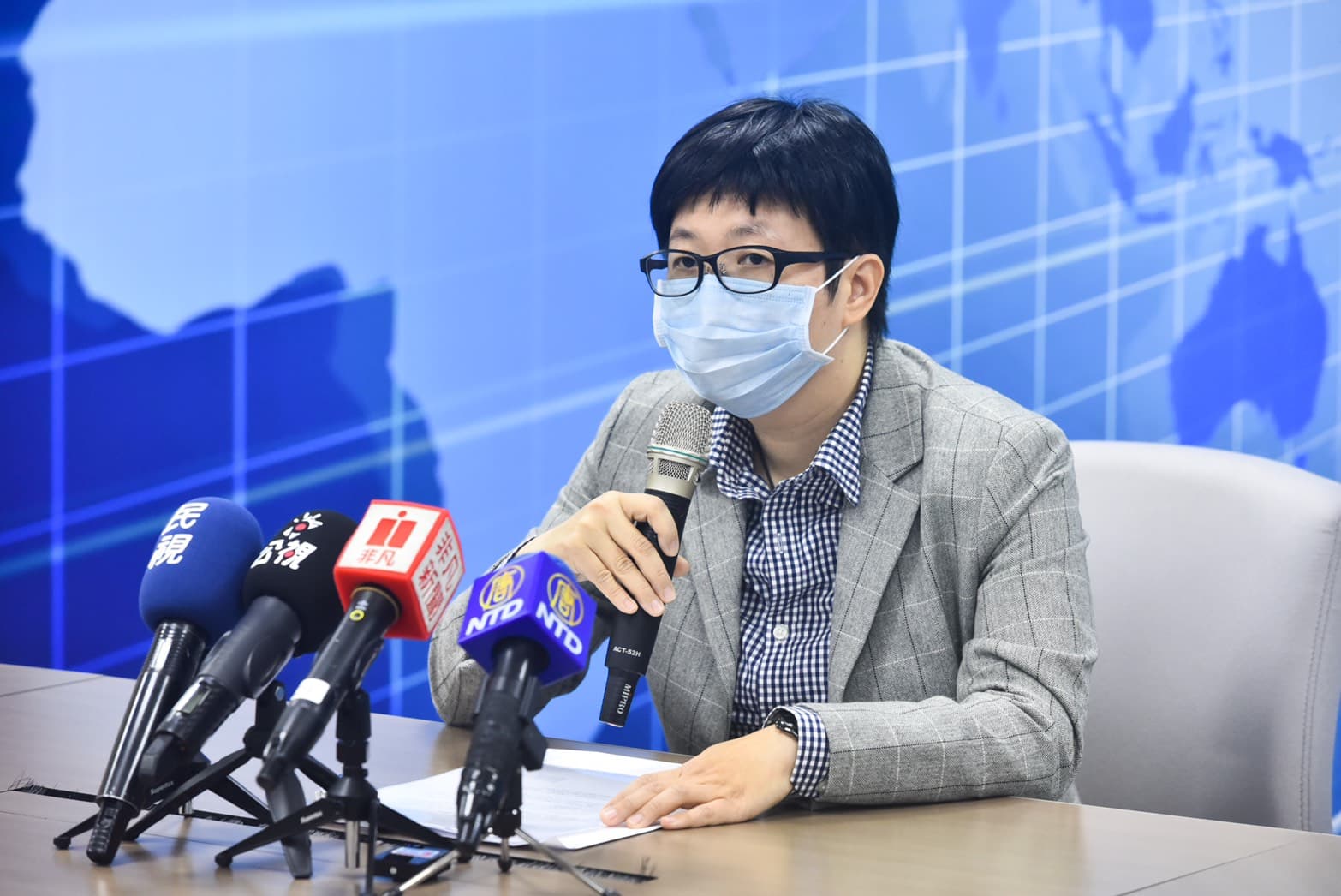 亞都麗緻管理團隊表示,曾多次試圖與房東國泰建設交涉,但協商均未獲得回應。