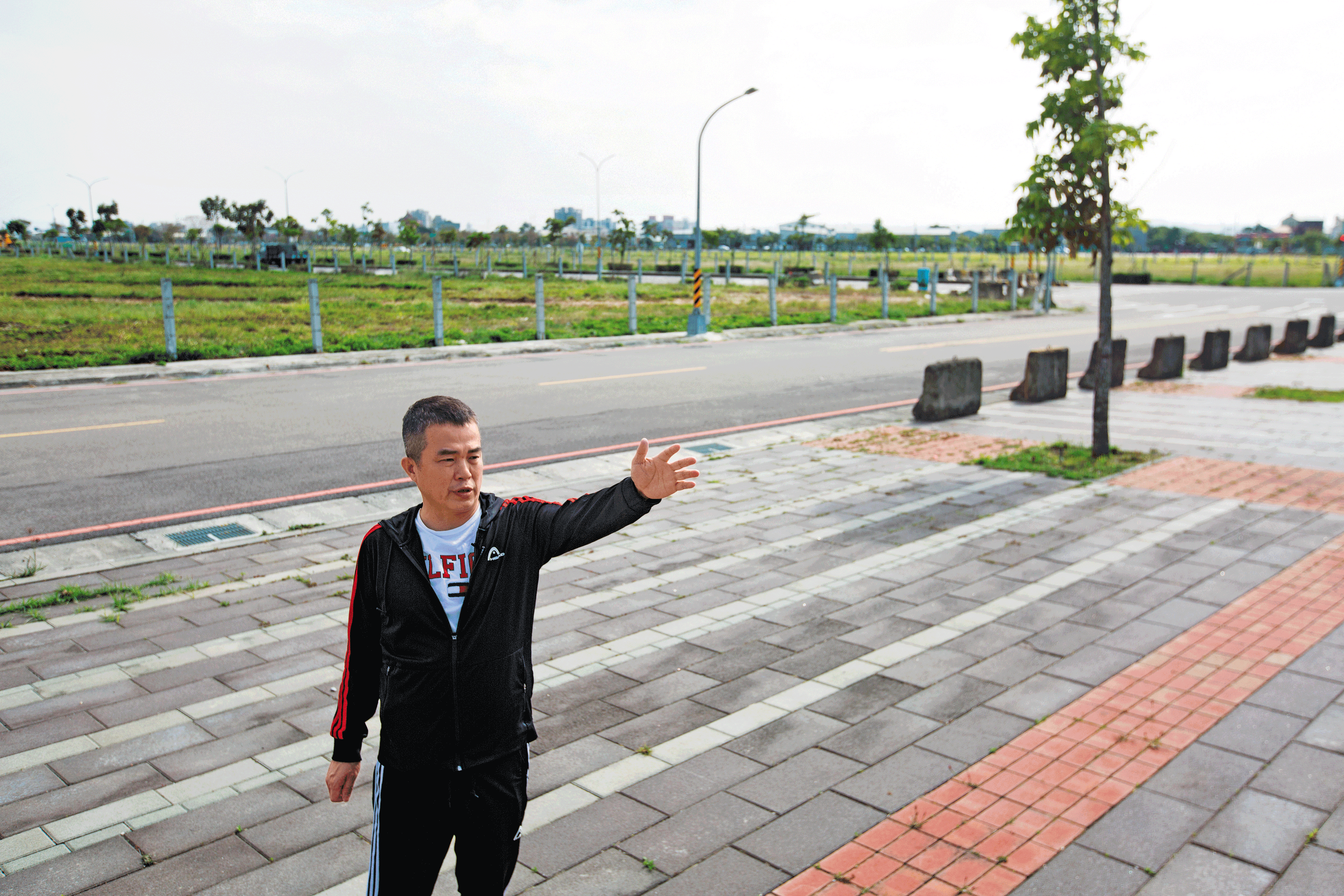 地主代表許國振呼籲市府盡快核發使用權狀,疾呼:「我們要回家!」