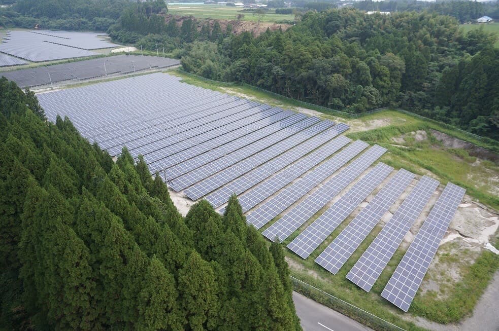吳如森過去先到日本發展太陽能事業,看好台灣綠能商機,4年前返台布局。(恆利能源提供)