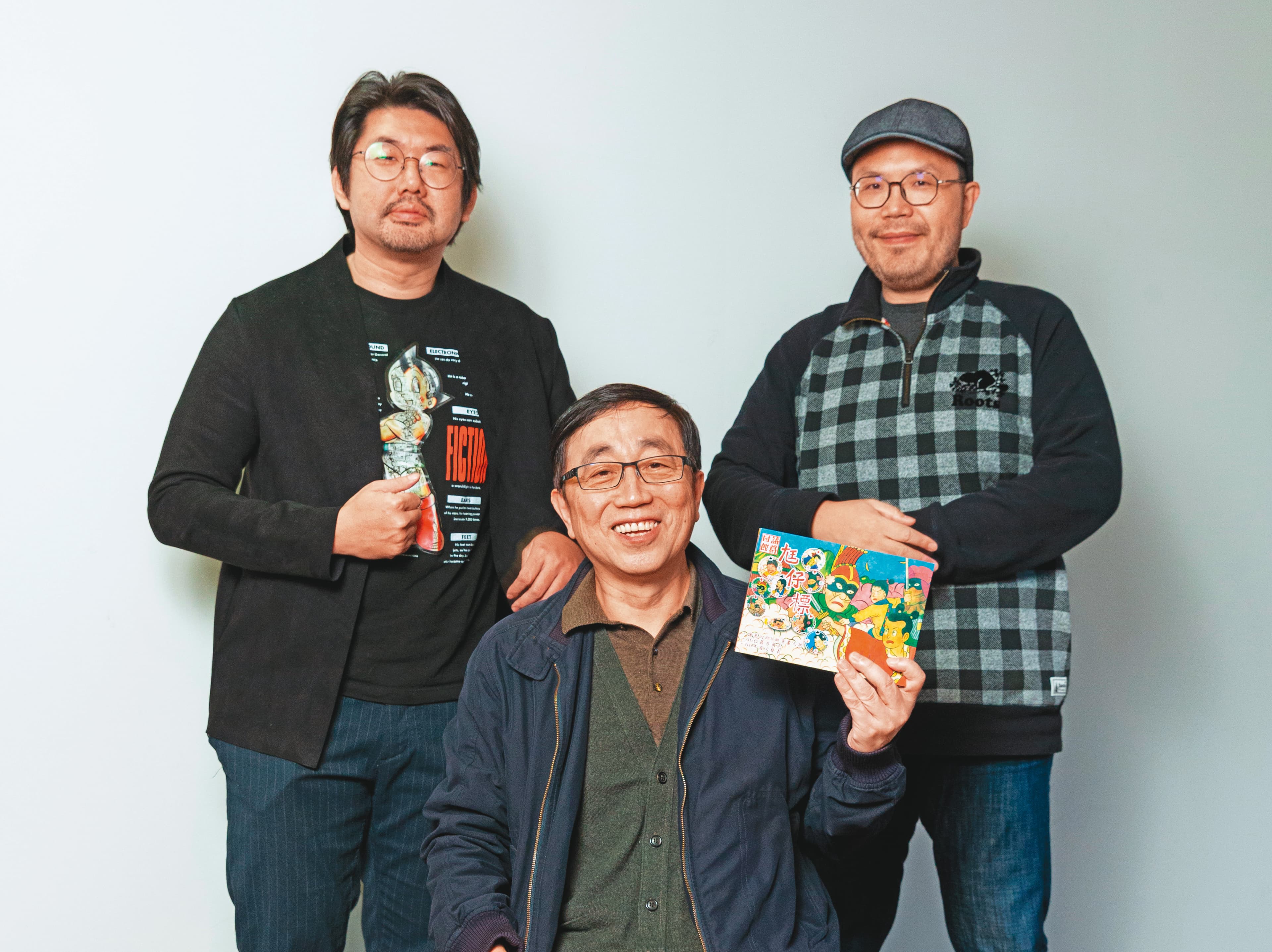 葉佳龍（中）攜手動畫導演劉育樹（左）、戲劇導演林于竣（右），以3D動畫賦予《諸葛四郎》新生命。