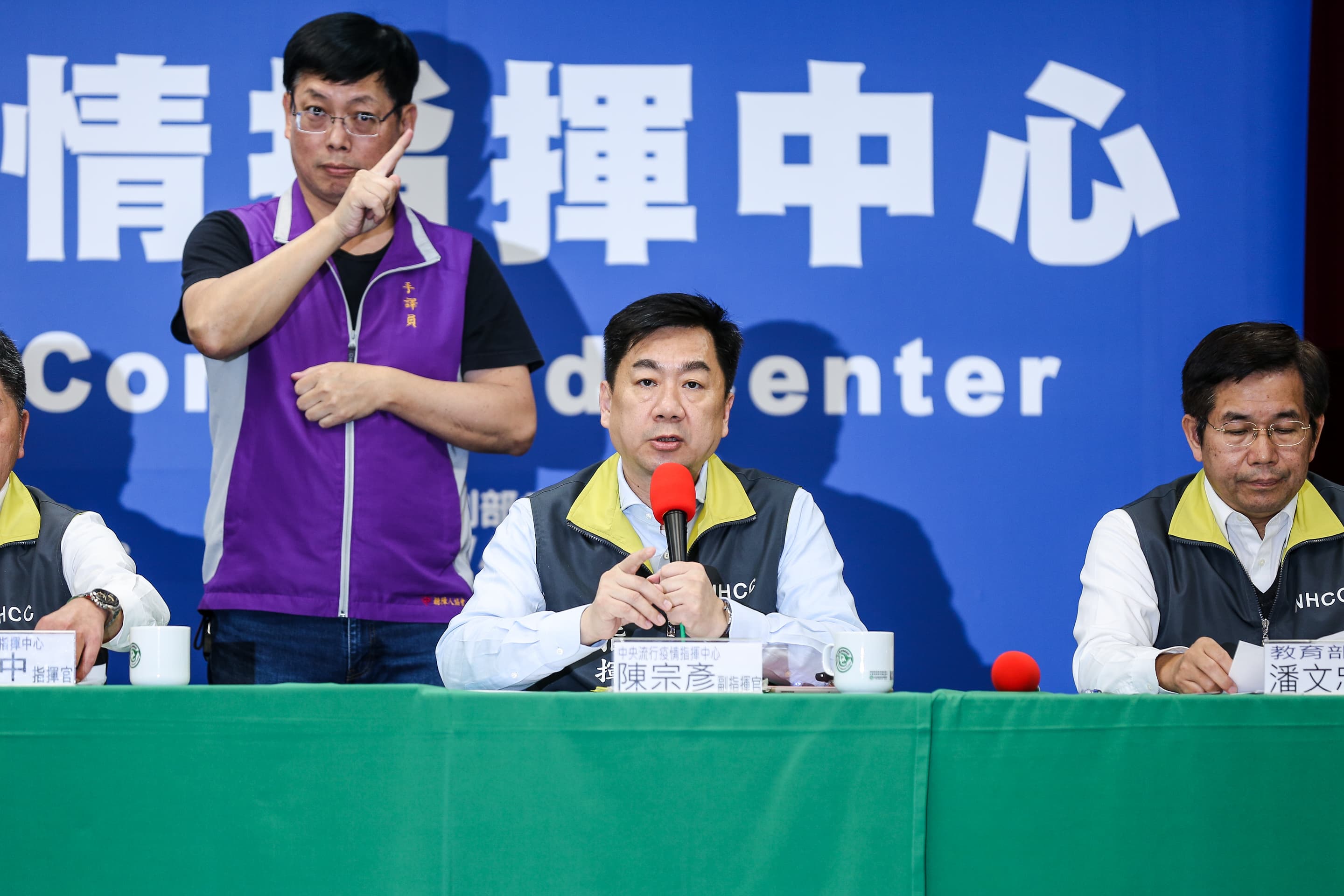 陳宗彥呼籲民眾若6日至14日回國者應主動通報狀況。