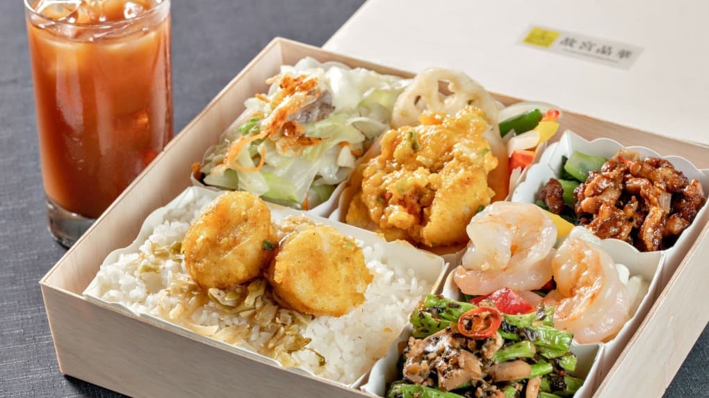 百貨、飯店業者也搶攻外送商機,要在逆境中突圍。(圖片來源:晶華酒店官網)