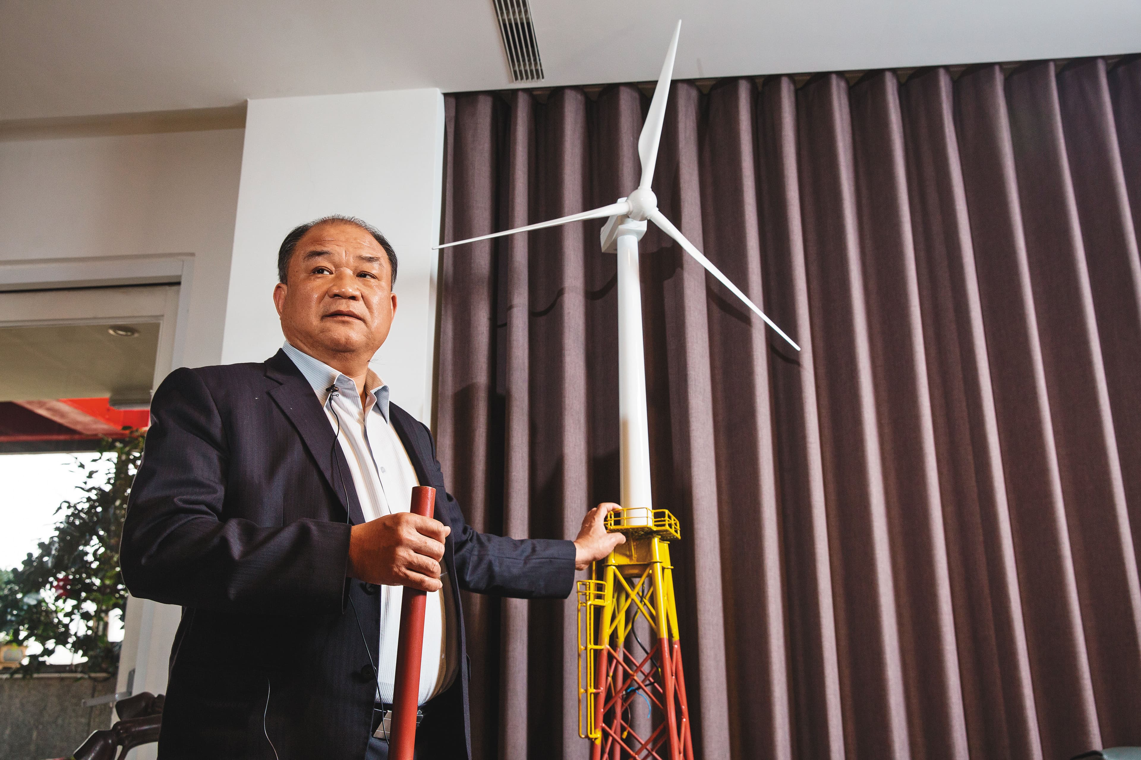賴文祥1994年拿下台積電8吋晶圓廠的鋼構工程,一戰成名,此後成為電子業建廠的最愛。(賴文祥提供)