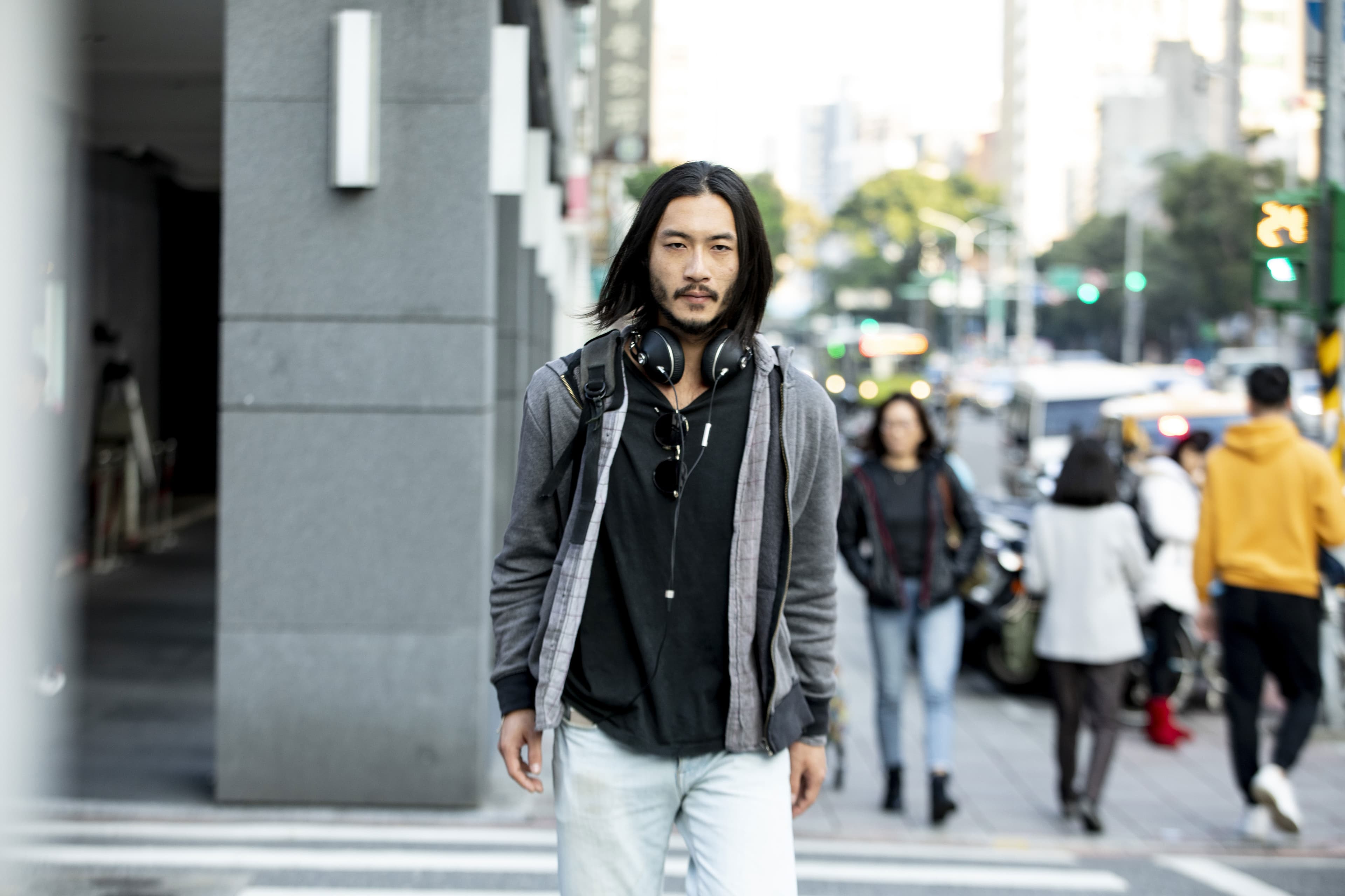 莊奕凡自承在案發後,一度認為街上的人都對他有敵意,之後才反省可能是自己的打扮所致。