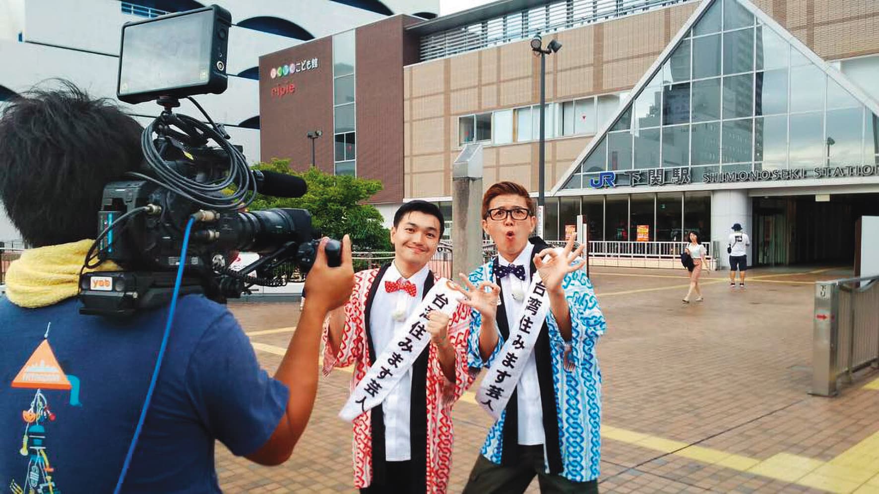 漫才少爺是吉本興業的藝人,雖然長駐台灣,偶爾也會有來自日本的工作邀約。(風尚精選提供)