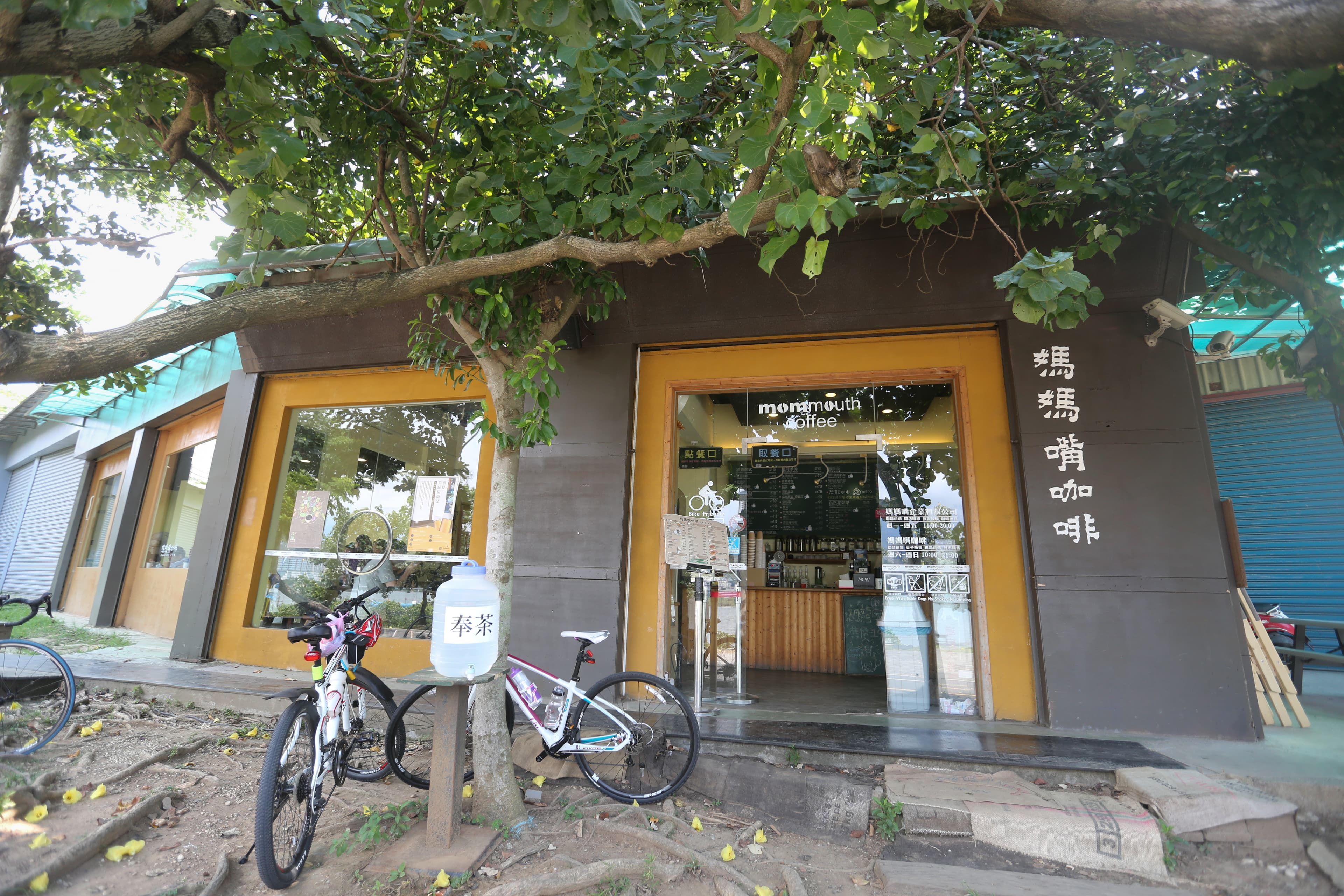 媽媽嘴八里分店因命案關閉五十六天,呂炳宏很慶幸,重新開幕後,車友們依然支持。