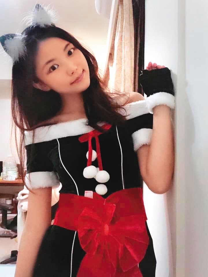 台大研究生、嫩妹Pier與劉至翰兩年前在台中因騎車認識,之後兩人火速展開戀情。(翻攝自Pier臉書)