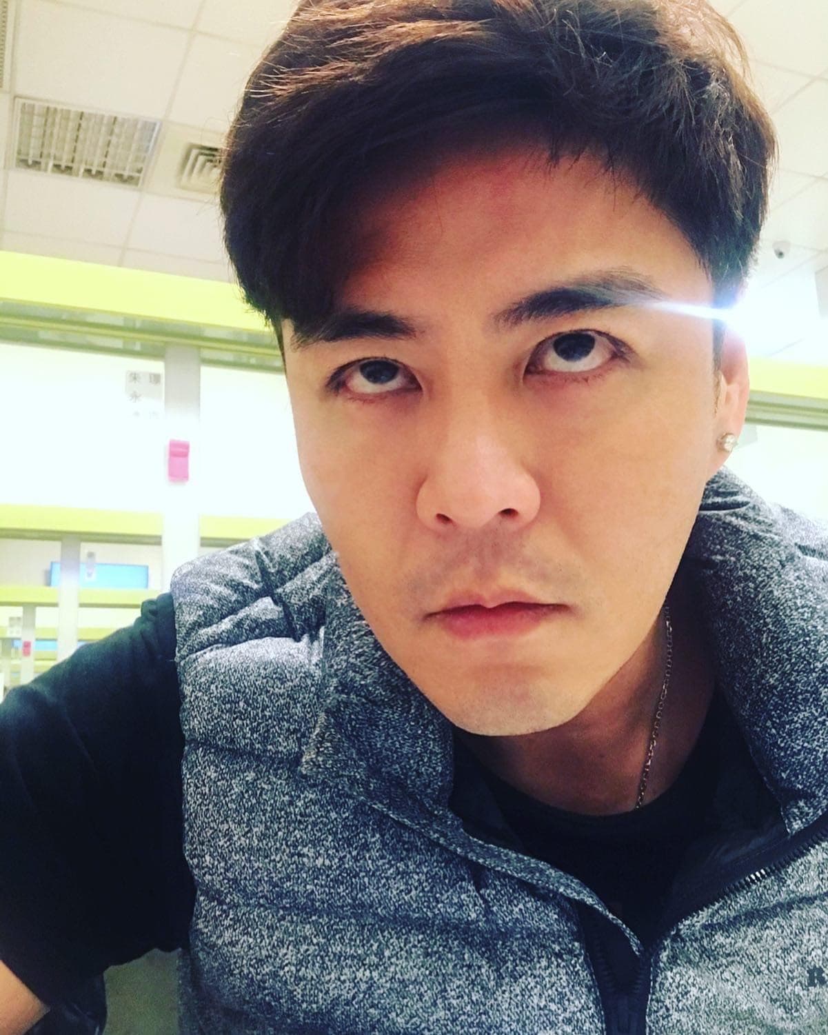 劉至翰坦言欠債近千萬,並指有跟債務人持續還款中。(翻攝自劉至翰臉書)