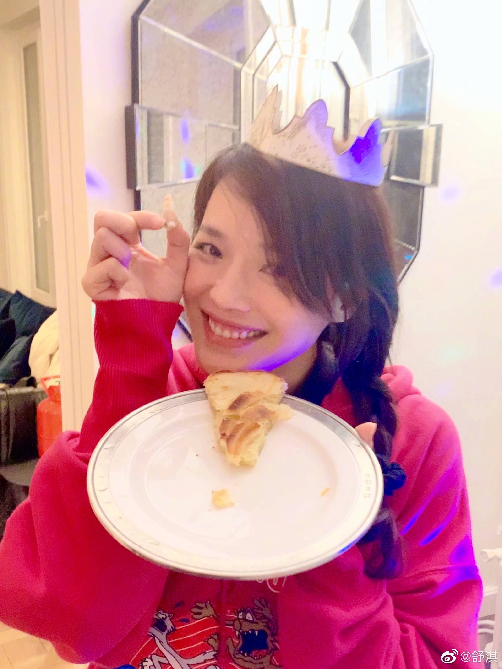 今日是舒淇44歲生日，向來生日低調過的舒淇，今年也一樣，只會跟老公及三五知己在家慶生。（翻攝自舒淇臉書）