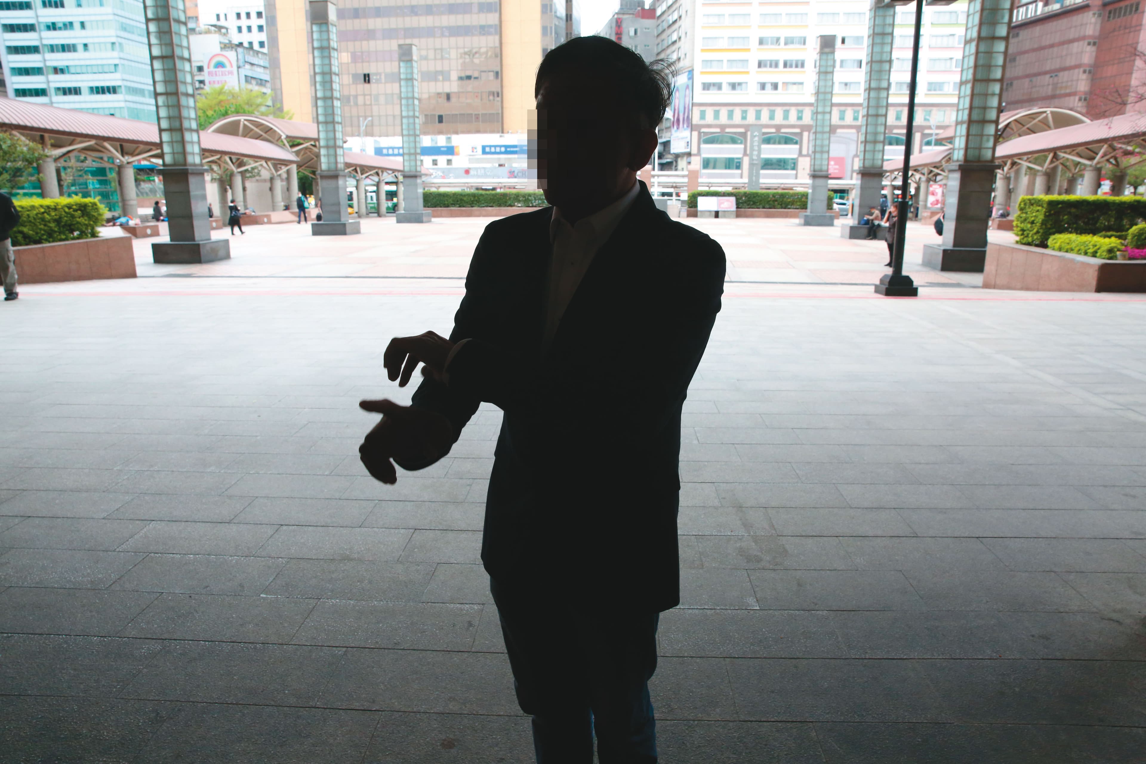 藥商孫先生(化名)說,喜克潰錠遭濫用與藥廠搭配墮胎藥贈送有關。