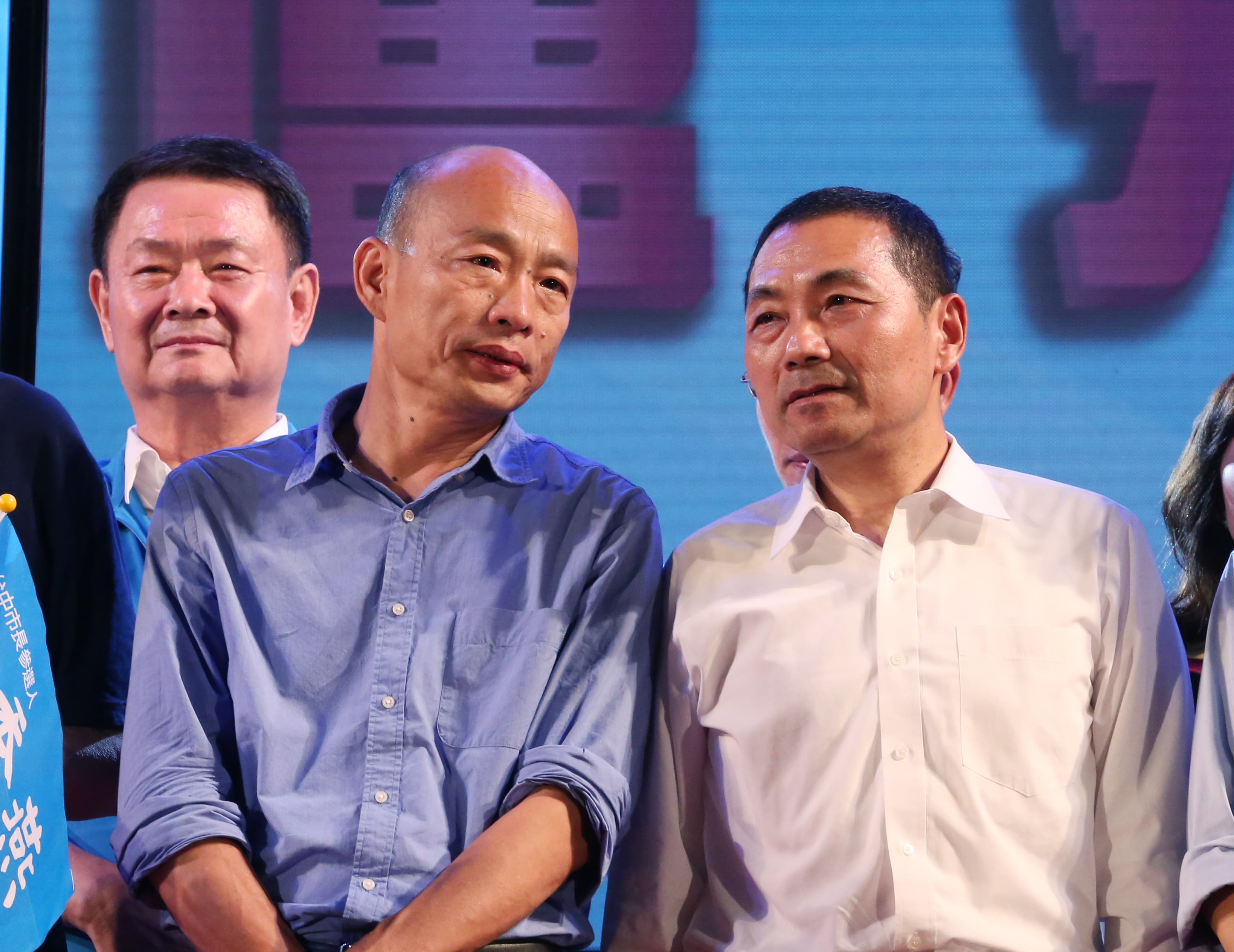 韓流崛起後，將侯的人氣大幅壓制，也因此種下了2人的瑜亮情結。