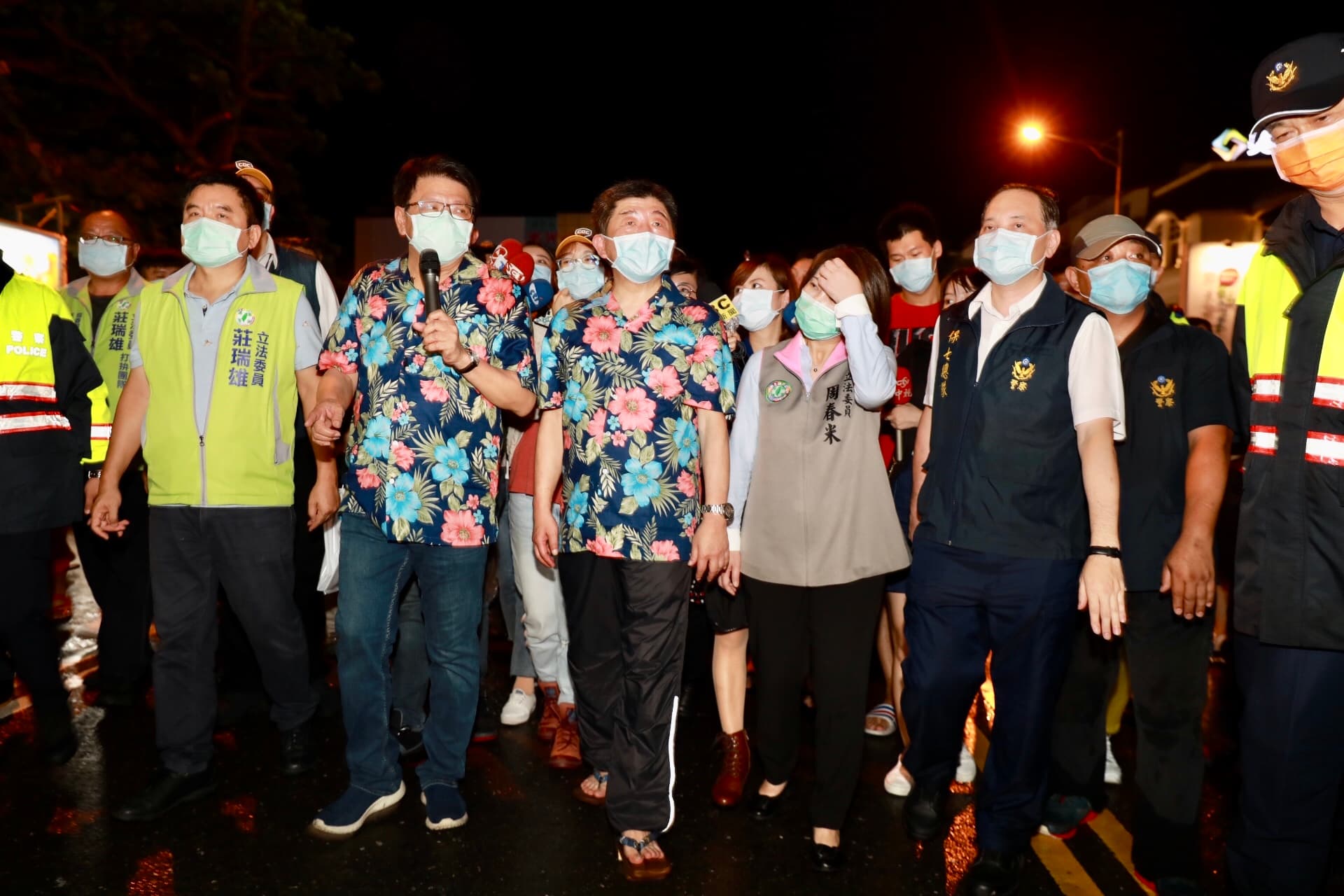 陳時中部長近日帶著「防疫五月天」南下屏東墾丁,示範防疫新生活獲得廣大迴響。(中央疫情指揮中心提供)