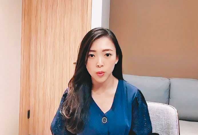 外型姣好、主播出身的市府副發言人白喬茵,近日也被安排親上火線,替韓國瑜辯護。