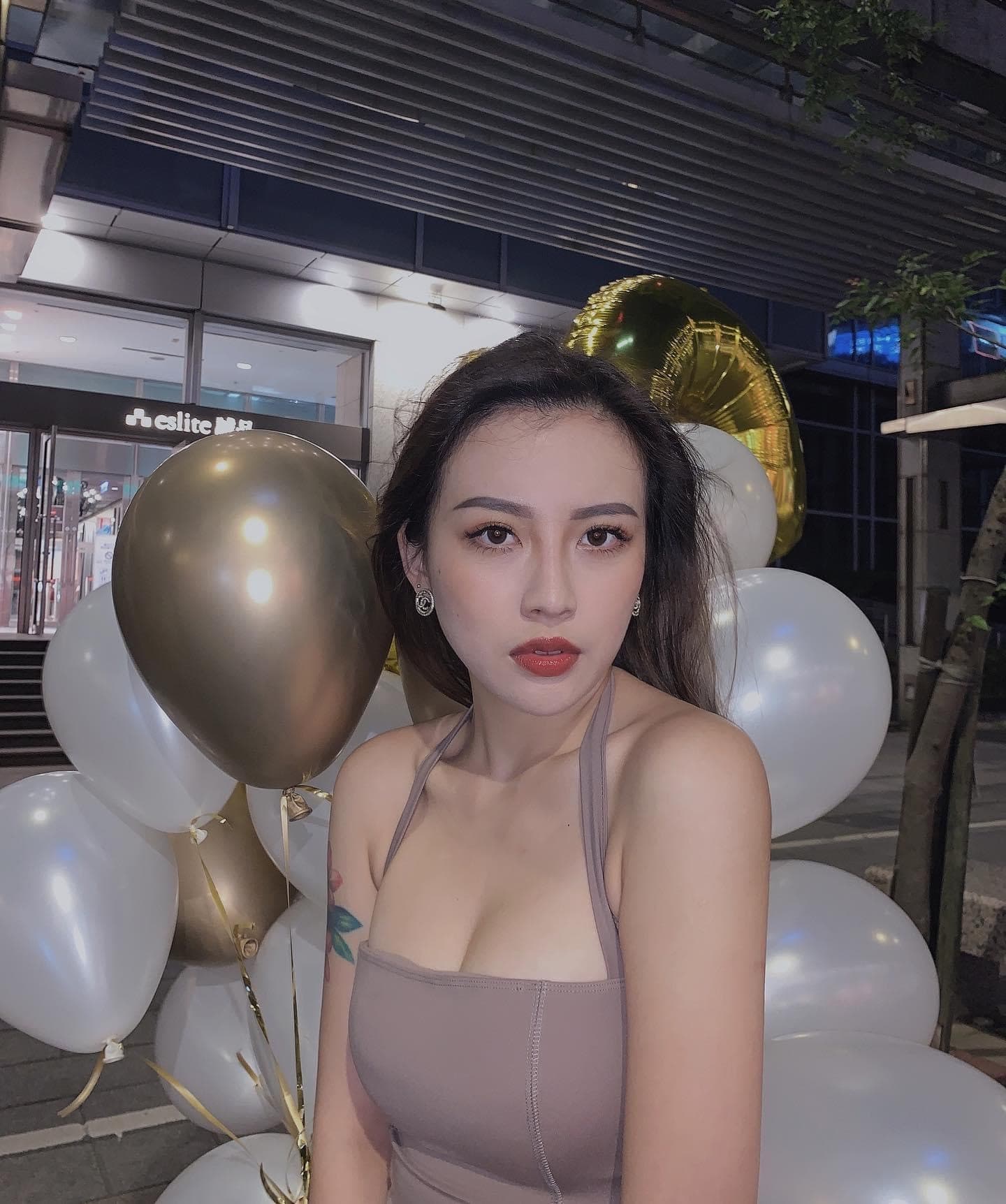 Anna女神感慨台灣直播越來越難做。(翻攝自Anna女神臉書)