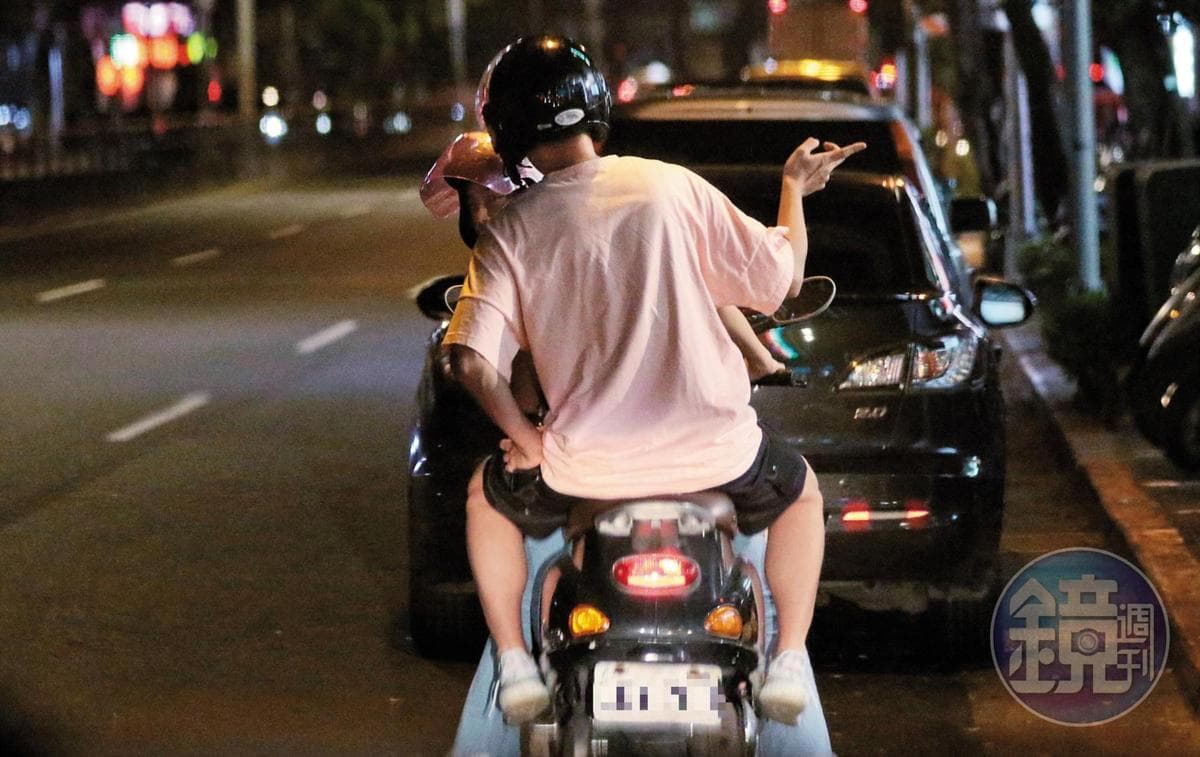 席惟倫、李唯楓不僅騎車,還有宵夜行程。(本刊資料照)