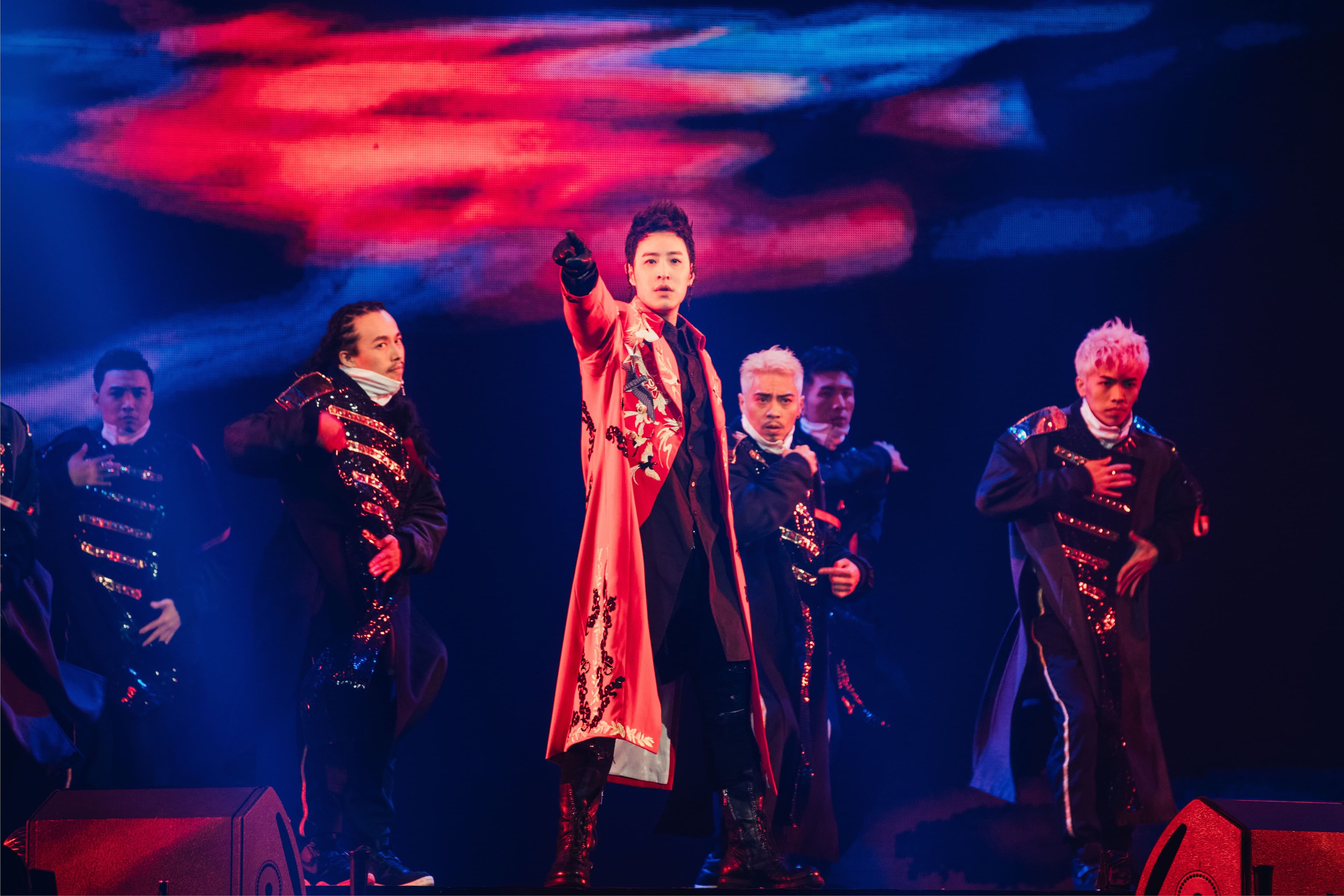 近來潘瑋柏推出《創使者世界巡迴演唱會》Live USB,還未正式發行就已造成搶購熱潮。(華納唱片提供)
